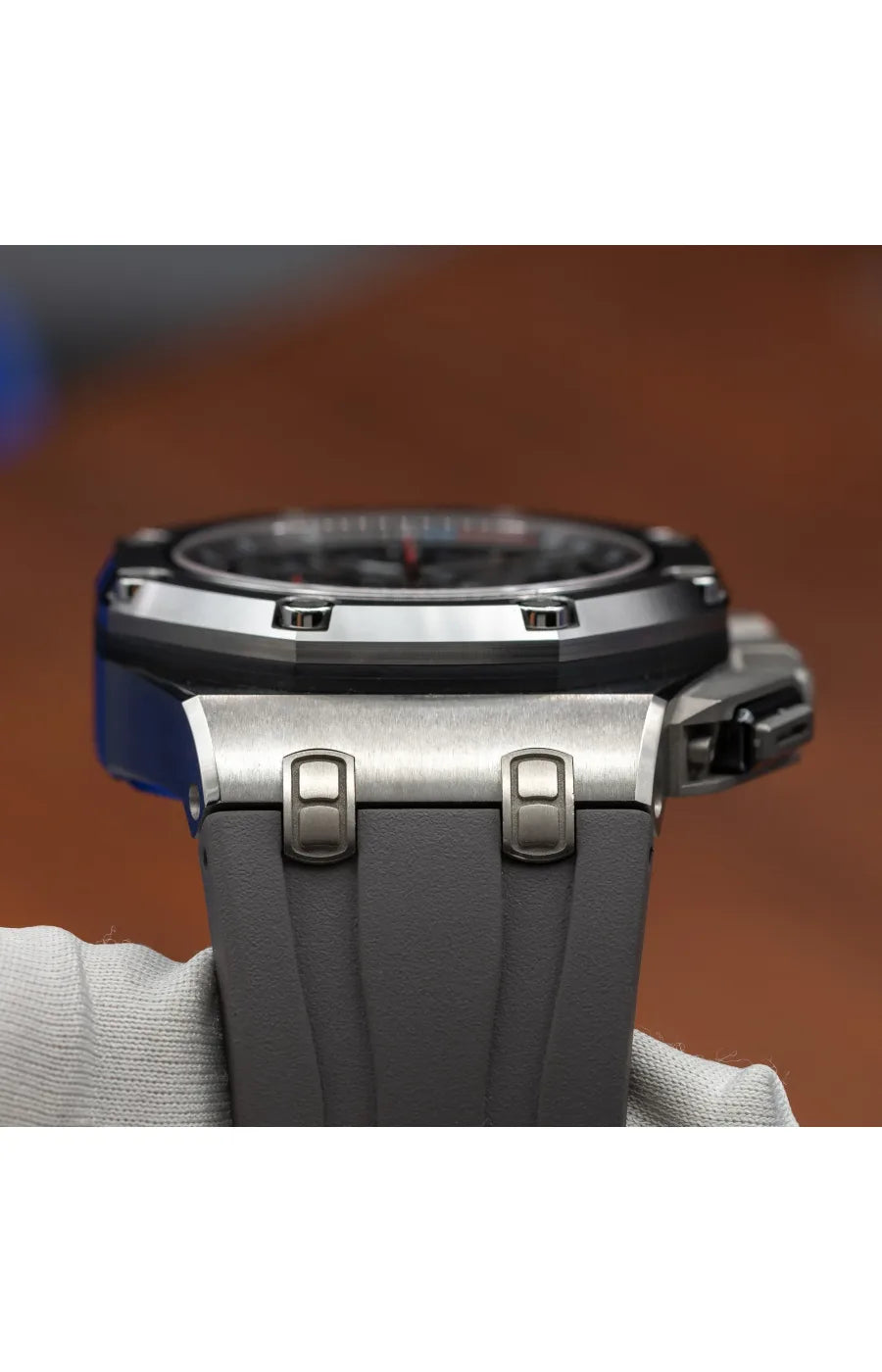 Audemars Piguet Royal Oak Offshore - 26568IM.OO.A004C.01