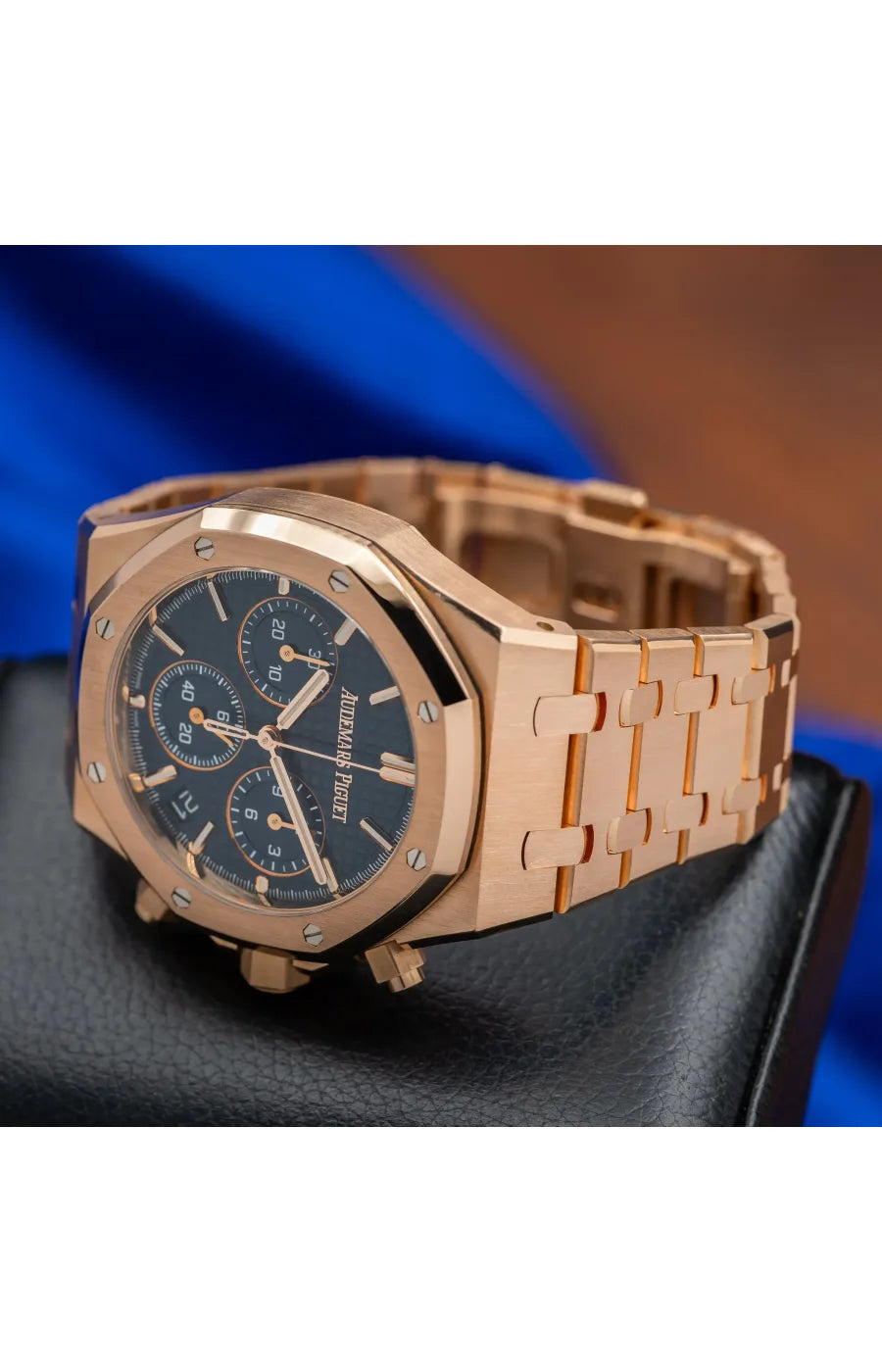 Audemars Piguet Royal Oak - 26240OR.OO.1320OR.05