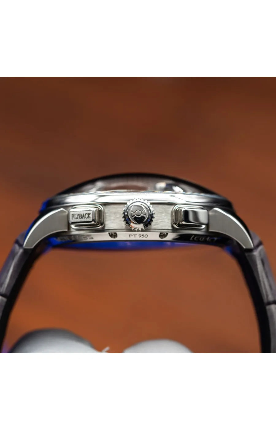 MB&F - 10.PL.BU
