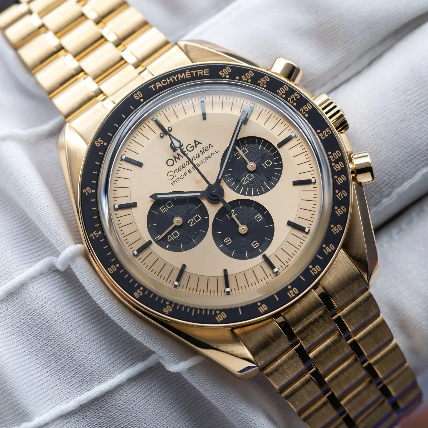 Omega Speedmaster - 310.60.42.50.99.001