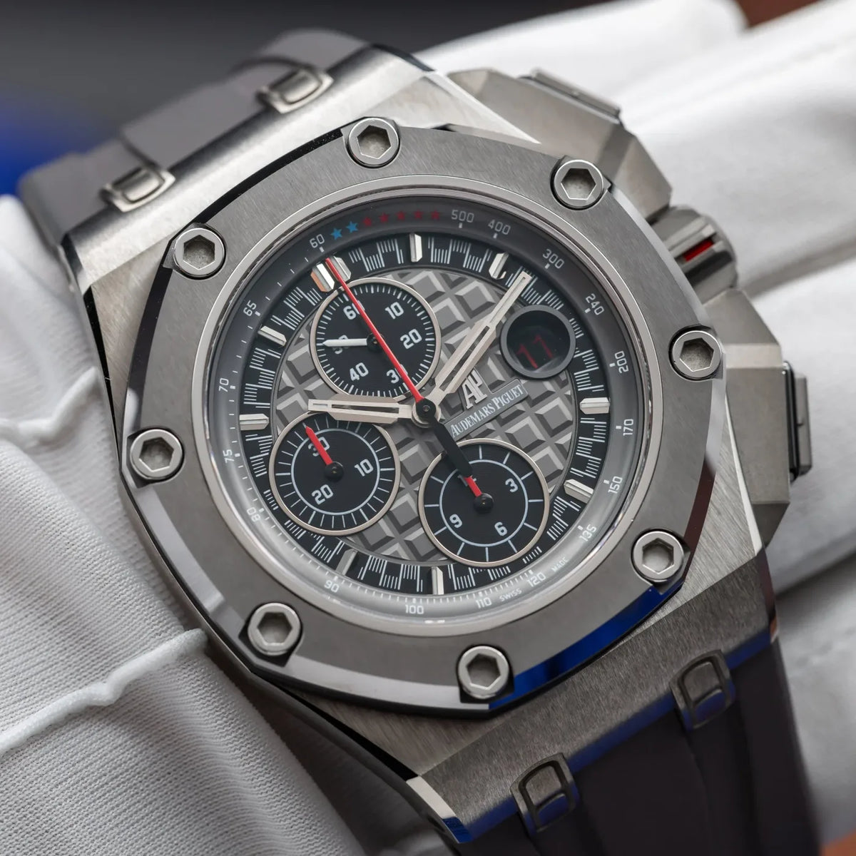 Audemars Piguet Royal Oak Offshore - 26568IM.OO.A004C.01
