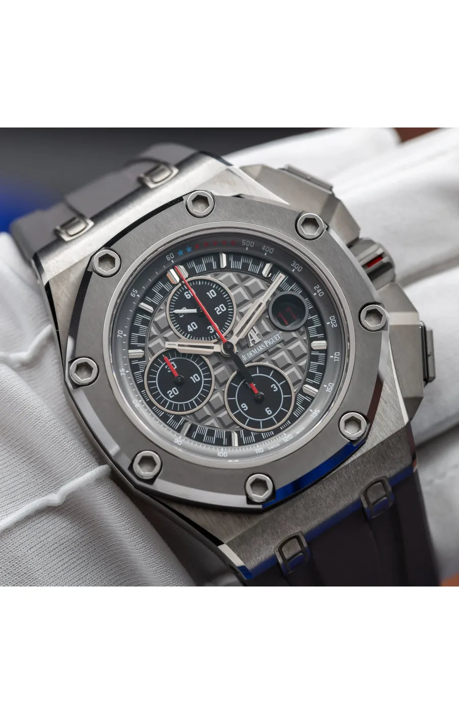Audemars Piguet Royal Oak Offshore - 26568IM.OO.A004C.01