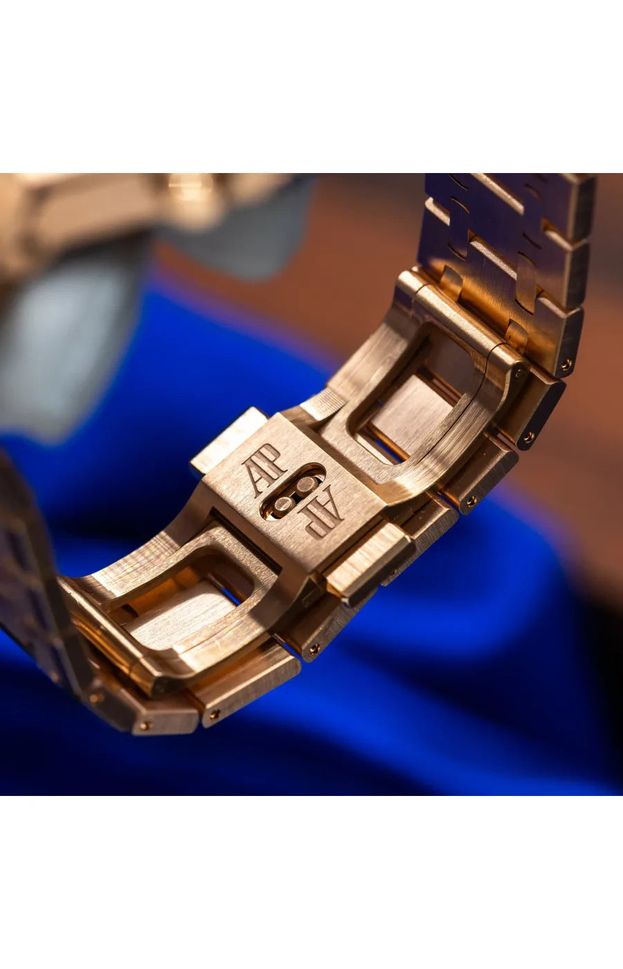 Audemars Piguet Royal Oak - 26240OR.OO.1320OR.05