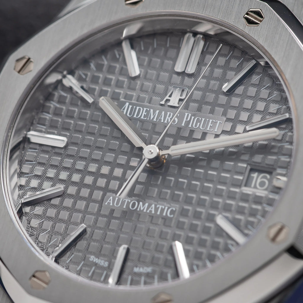 AUDEMARS PIGUET Royal Oak 37mm Grey Dial Stainless Steel 15450ST.OO.1256ST.02 — image 6