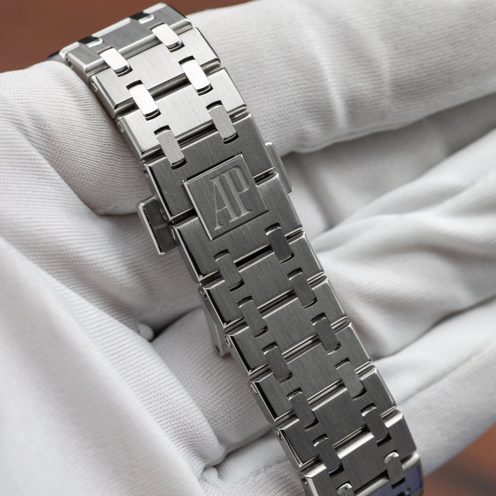 AUDEMARS PIGUET Royal Oak 37mm Grey Dial Stainless Steel 15450ST.OO.1256ST.02 — image 13