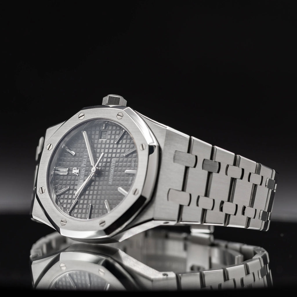 AUDEMARS PIGUET Royal Oak 37mm Grey Dial Stainless Steel 15450ST.OO.1256ST.02 — image 18