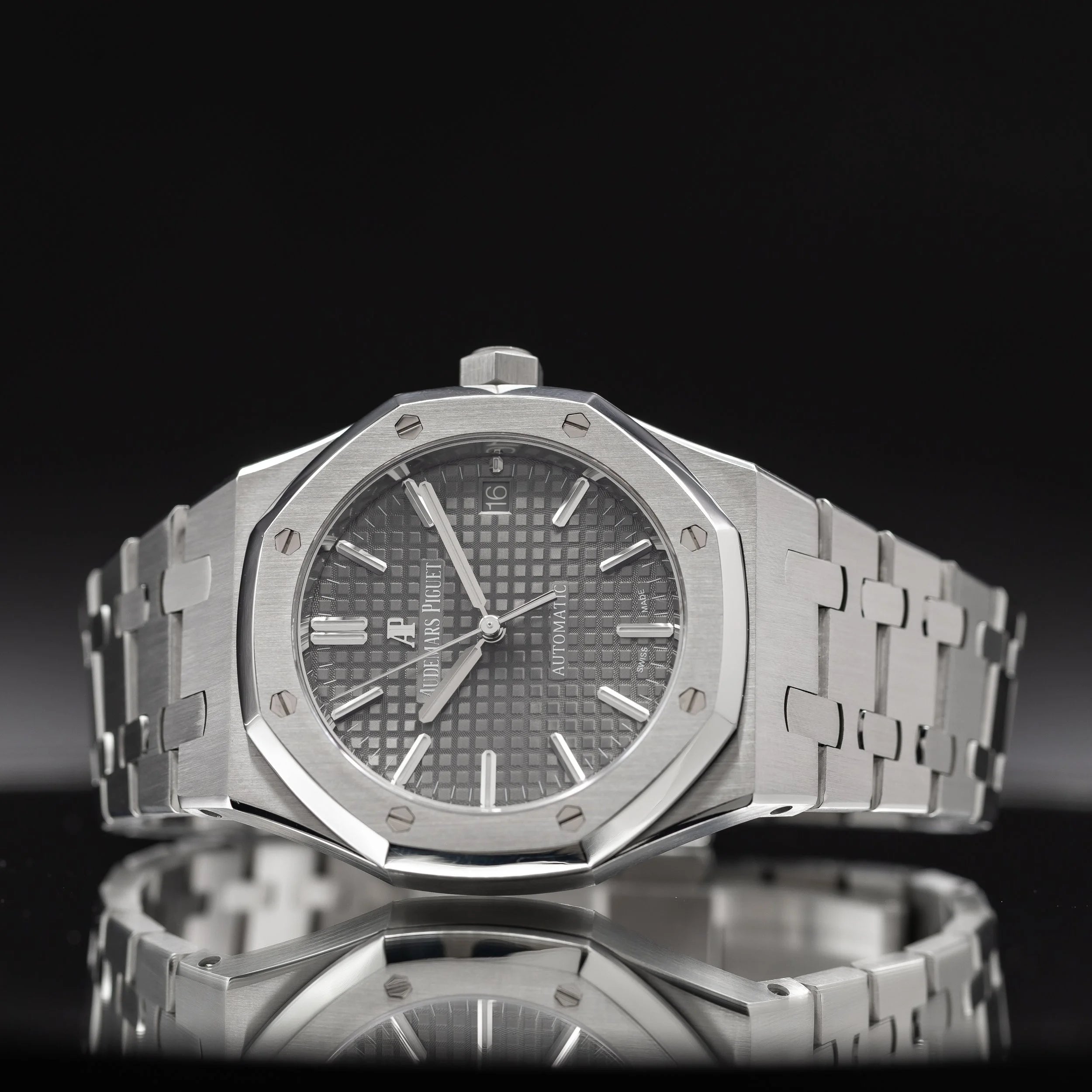 AUDEMARS PIGUET Royal Oak 37mm Grey Dial Stainless Steel 15450ST.OO.1256ST.02 — image 3
