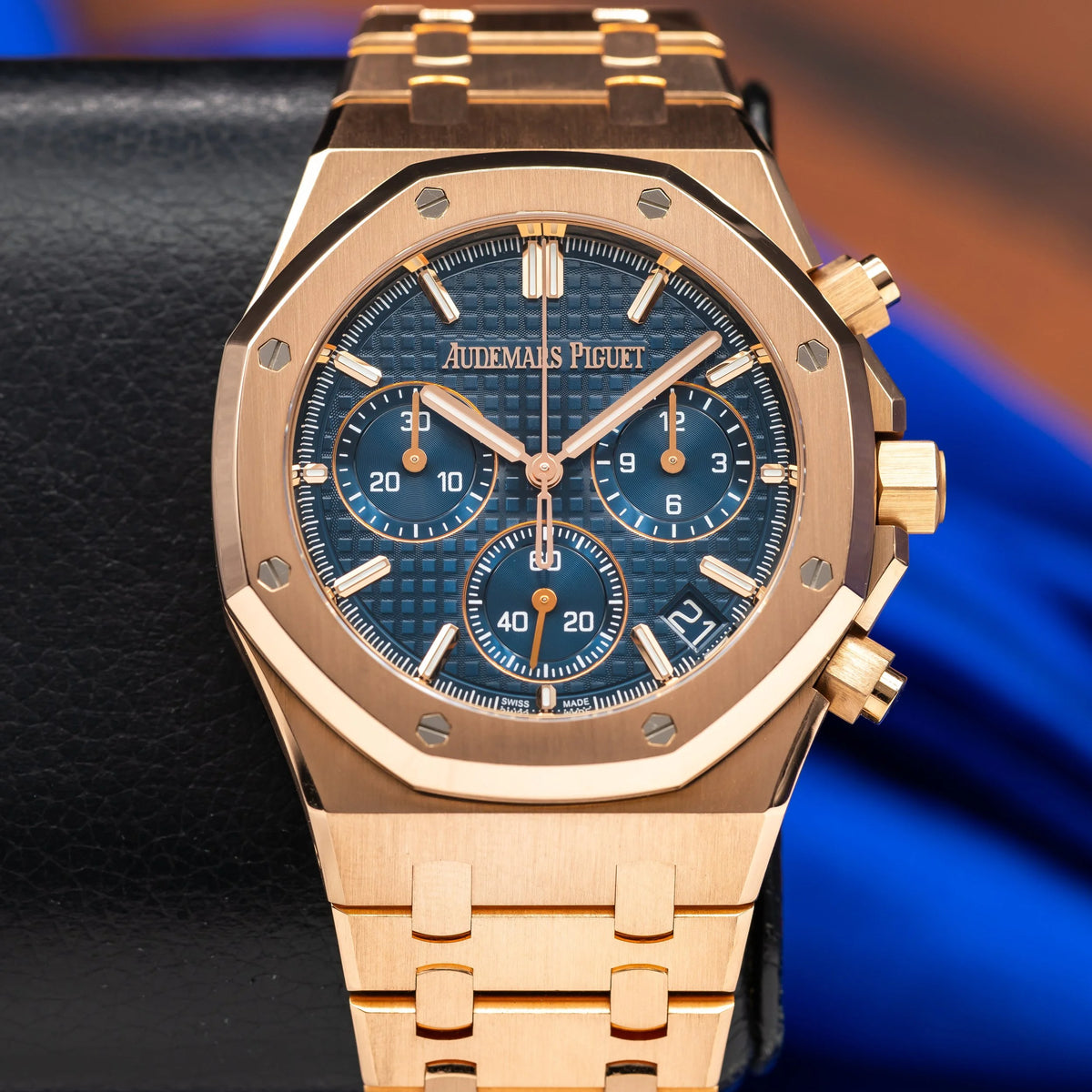 AUDEMARS PIGUET Royal Oak Chronograph Rose Gold Blue Dial 26240OR.OO.1320OR.05 — image 8