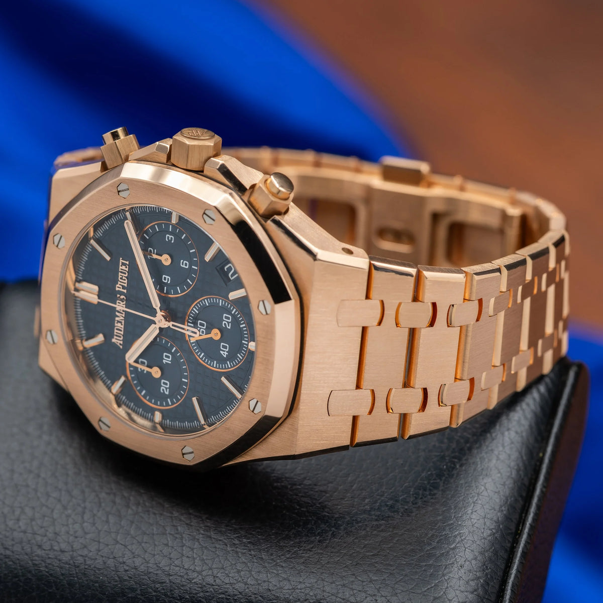 AUDEMARS PIGUET Royal Oak Chronograph Rose Gold Blue Dial 26240OR.OO.1320OR.05 — image 11