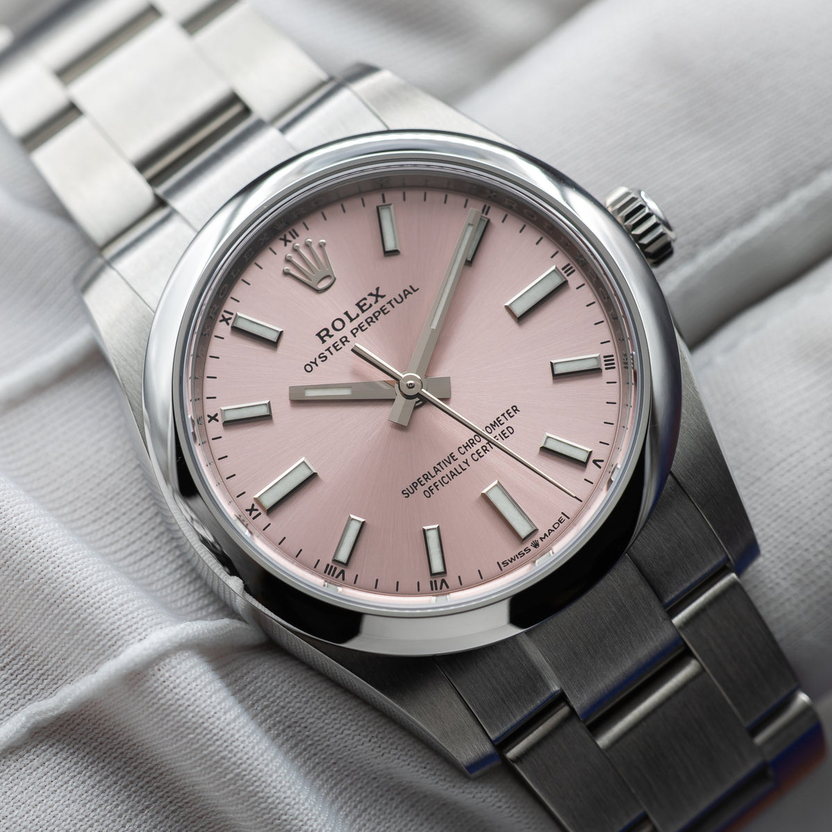 ROLEX Oyster Perpetual 31mm Pink Dial 124200 — image 16