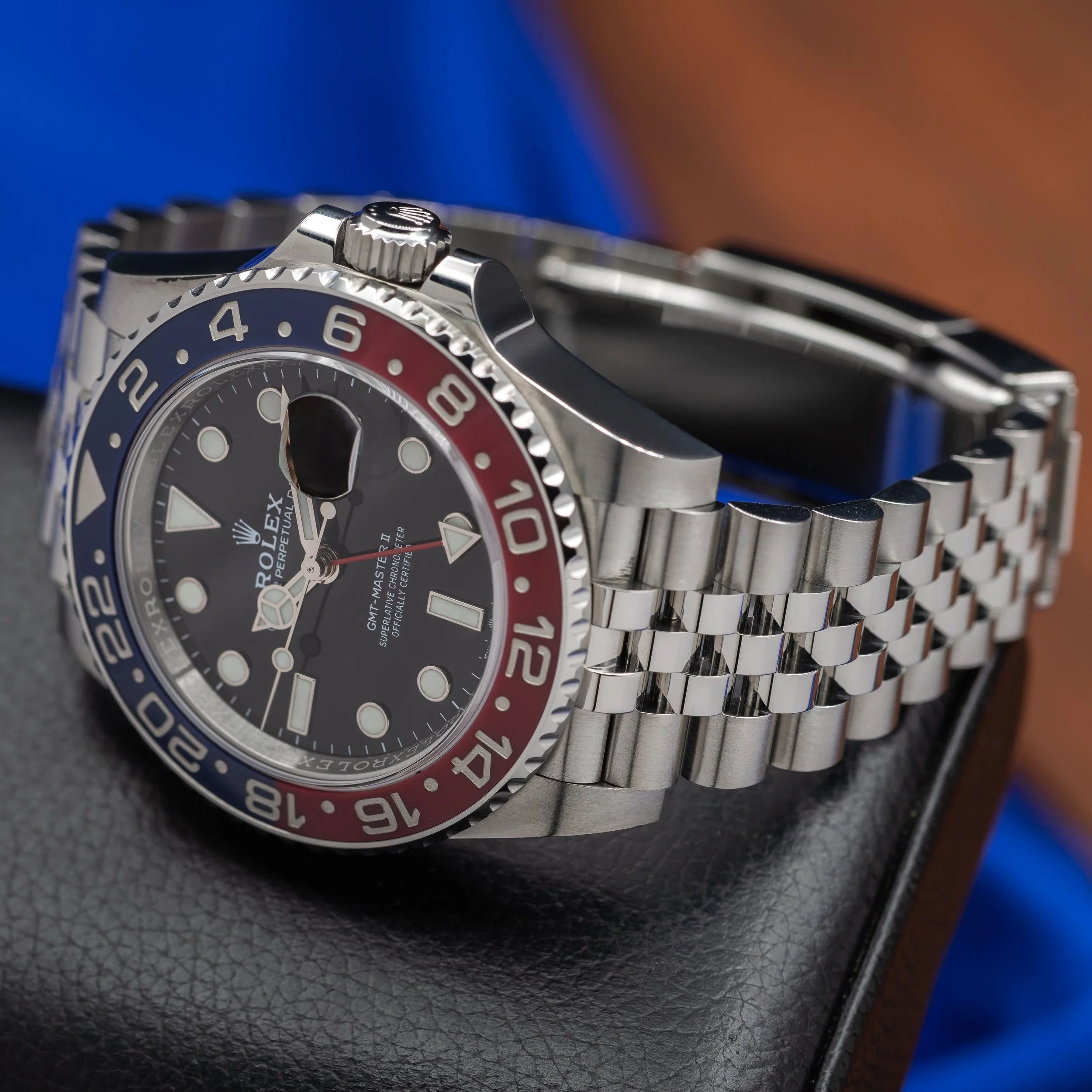 ROLEX GMT-Master II "Pepsi" Blue & Red Bezel Black Dial Stainless 126710BLRO — image 8