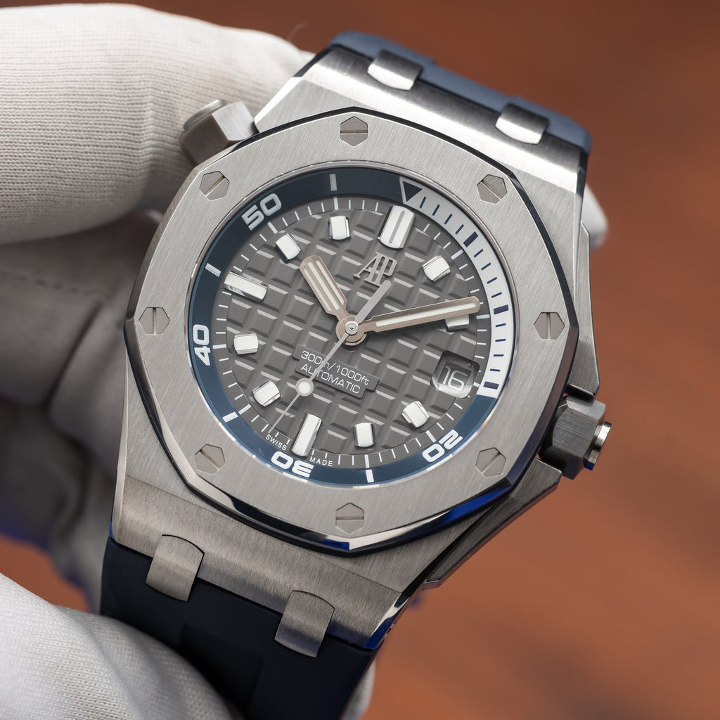AUDEMARS PIGUET Royal Oak Offshore Diver Grey Dial 15720ST.OO.A009CA.01 — image 16