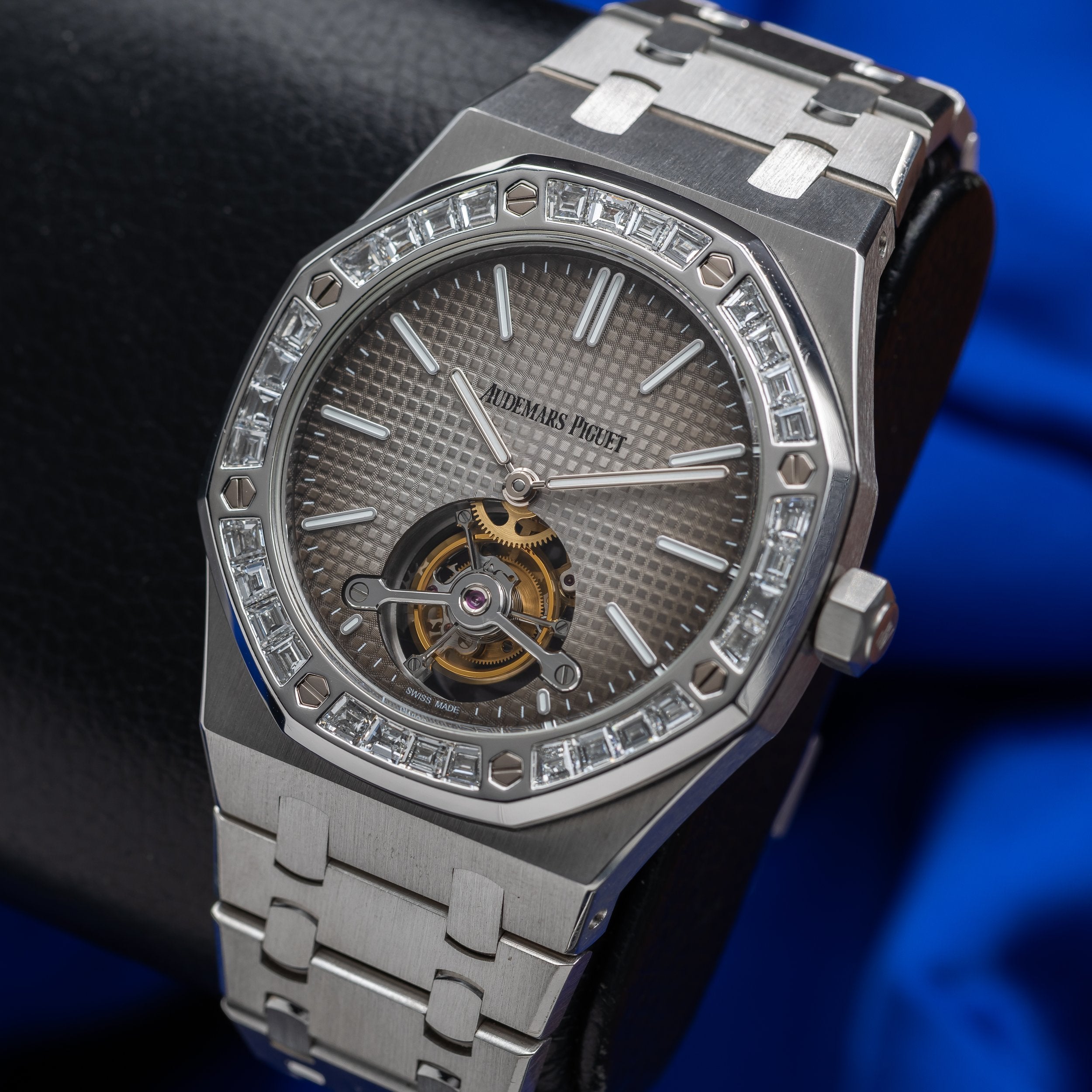 AUDEMARS PIGUET Royal Oak Tourbillon Platinum Smoked Grey 26516PT.ZZ.1220PT.01 — image 19