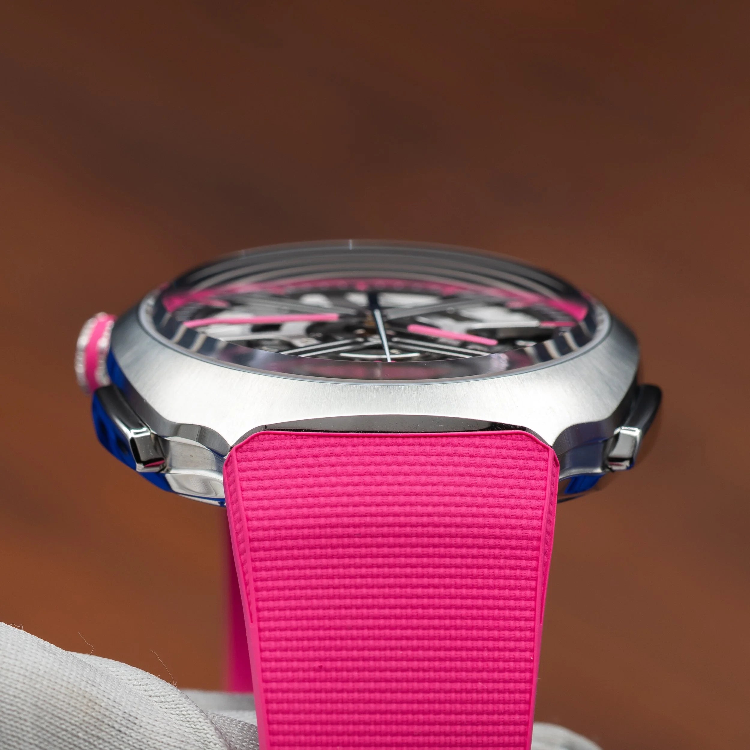 H. MOSER & CIE Streamliner BWT Alpine Drivers & Mechanics Pink Edition 6700-1201 — image 19