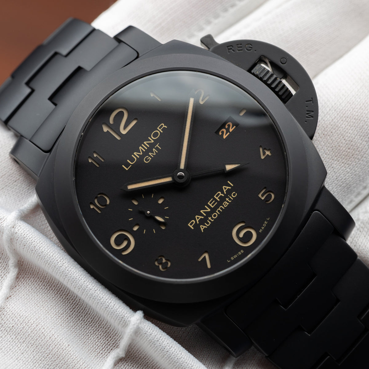 PANERAI Luminor 1950 3 Days GMT Automatic Ceramic Black 44mm PAM01438 PAM 1438 — image 11