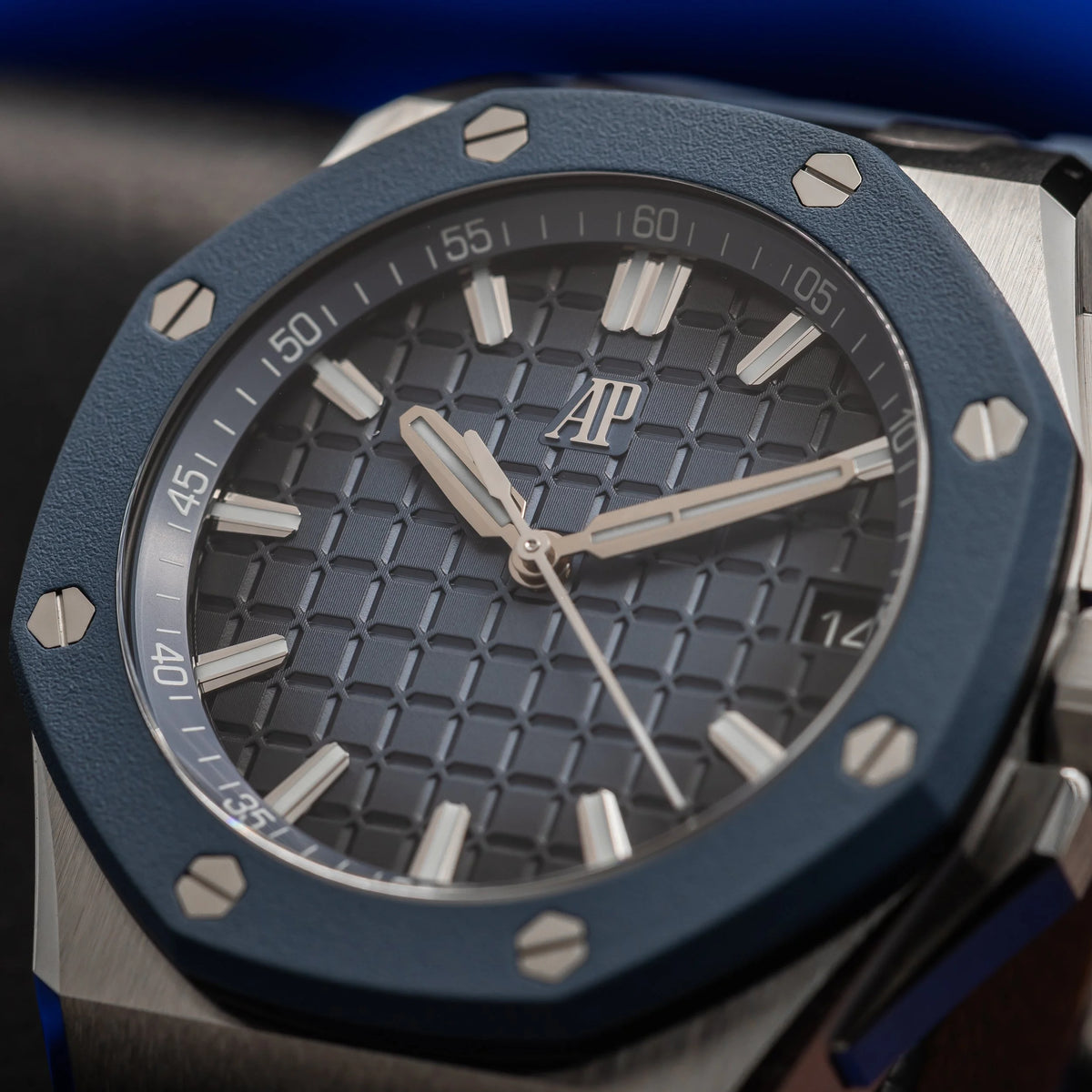 AUDEMARS PIGUET Royal Oak Offshore Steel Smoked Blue Dial 15605SK.OO.A350CA.01 — image 6