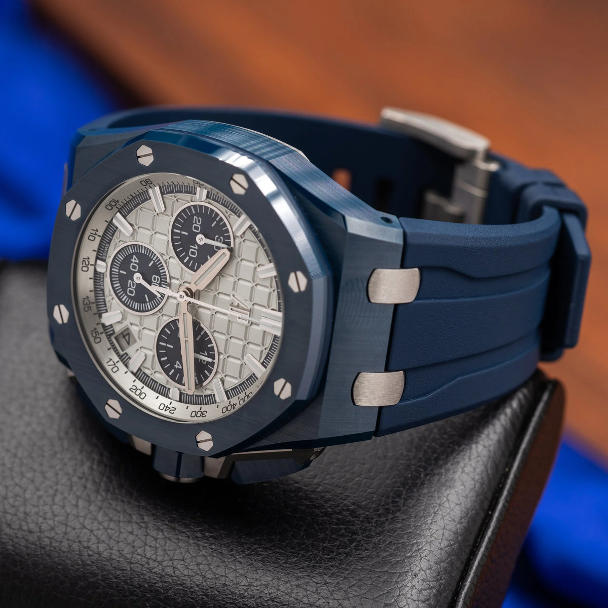 AUDEMARS PIGUET Royal Oak Offshore Bleu Nuit 43mm Ceramic 26420CD.OO.A029VE.01 — image 10