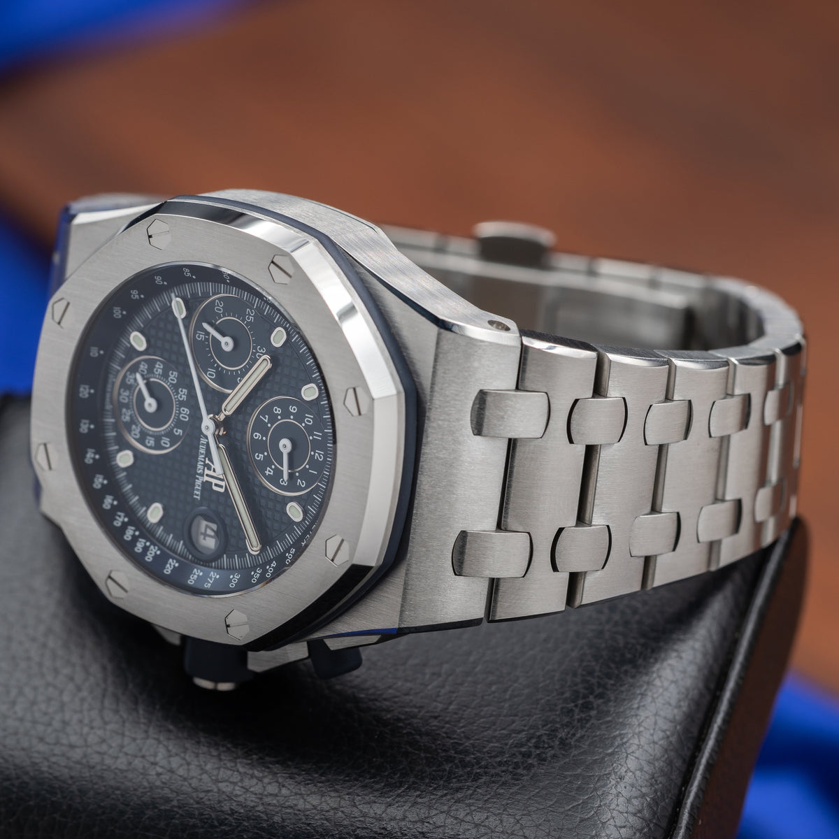 AUDEMARS PIGUET Royal Oak Offshore 'Beast' Blue Dial 26238ST.OO.2000ST.01 — image 10
