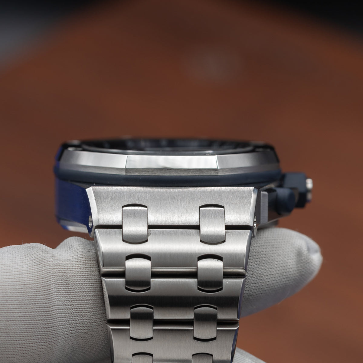 AUDEMARS PIGUET Royal Oak Offshore 'Beast' Blue Dial 26238ST.OO.2000ST.01 — image 12