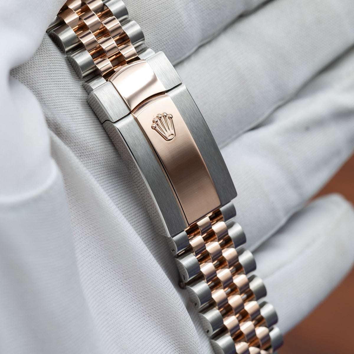 ROLEX Datejust 41mm Sundust Dial 18k Rose Gold Stainless 126331 (2026) — image 18