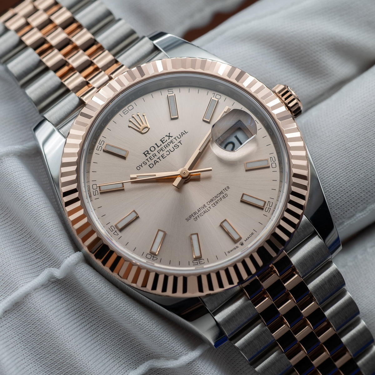 ROLEX Datejust 41mm Sundust Dial 18k Rose Gold Stainless 126331 (2026) — image 15