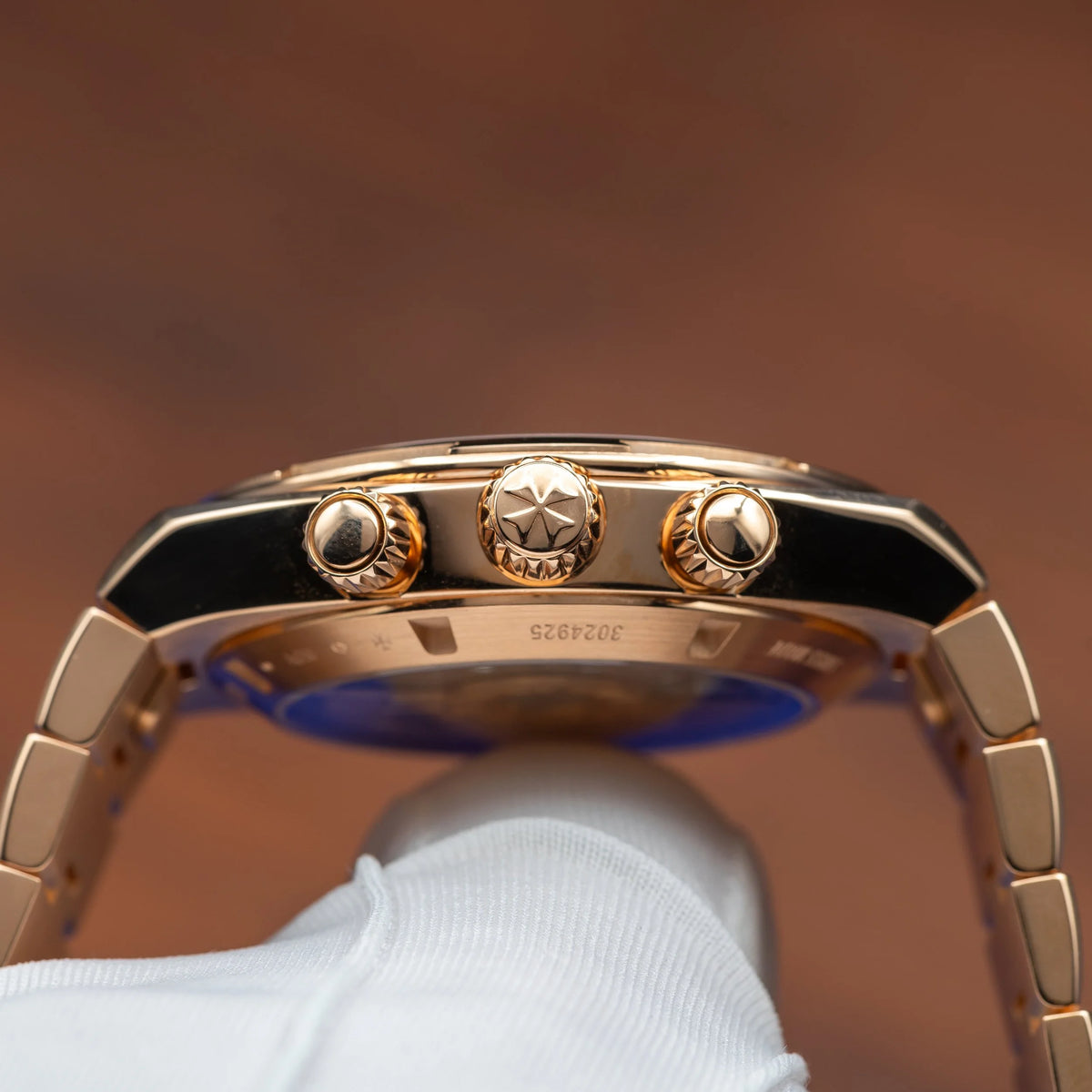 VACHERON CONSTANTIN Overseas Chronograph Rose Gold Blue Dial 5520V/210R-B952 — image 10