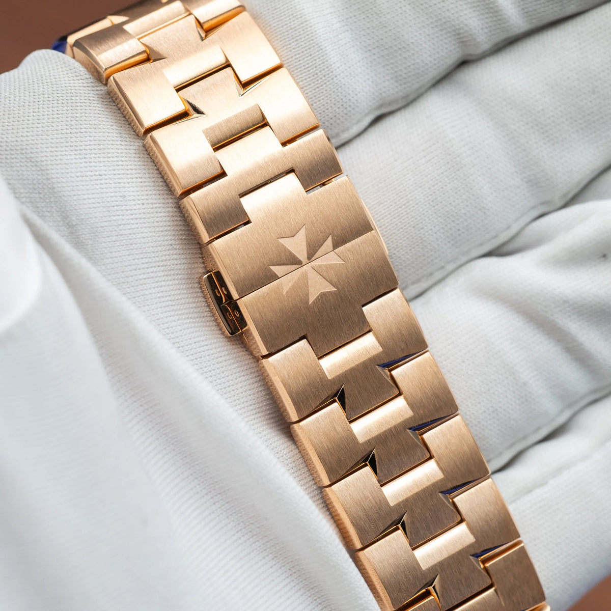 VACHERON CONSTANTIN Overseas Chronograph Rose Gold Blue Dial 5520V/210R-B952 — image 20