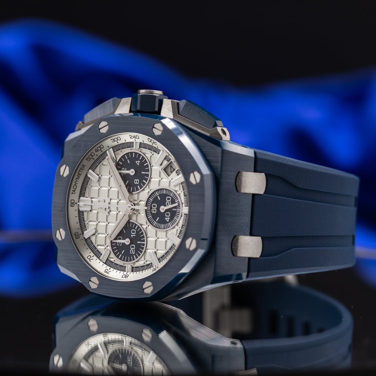 AUDEMARS PIGUET Royal Oak Offshore Bleu Nuit 43mm Ceramic 26420CD.OO.A029VE.01 — image 4