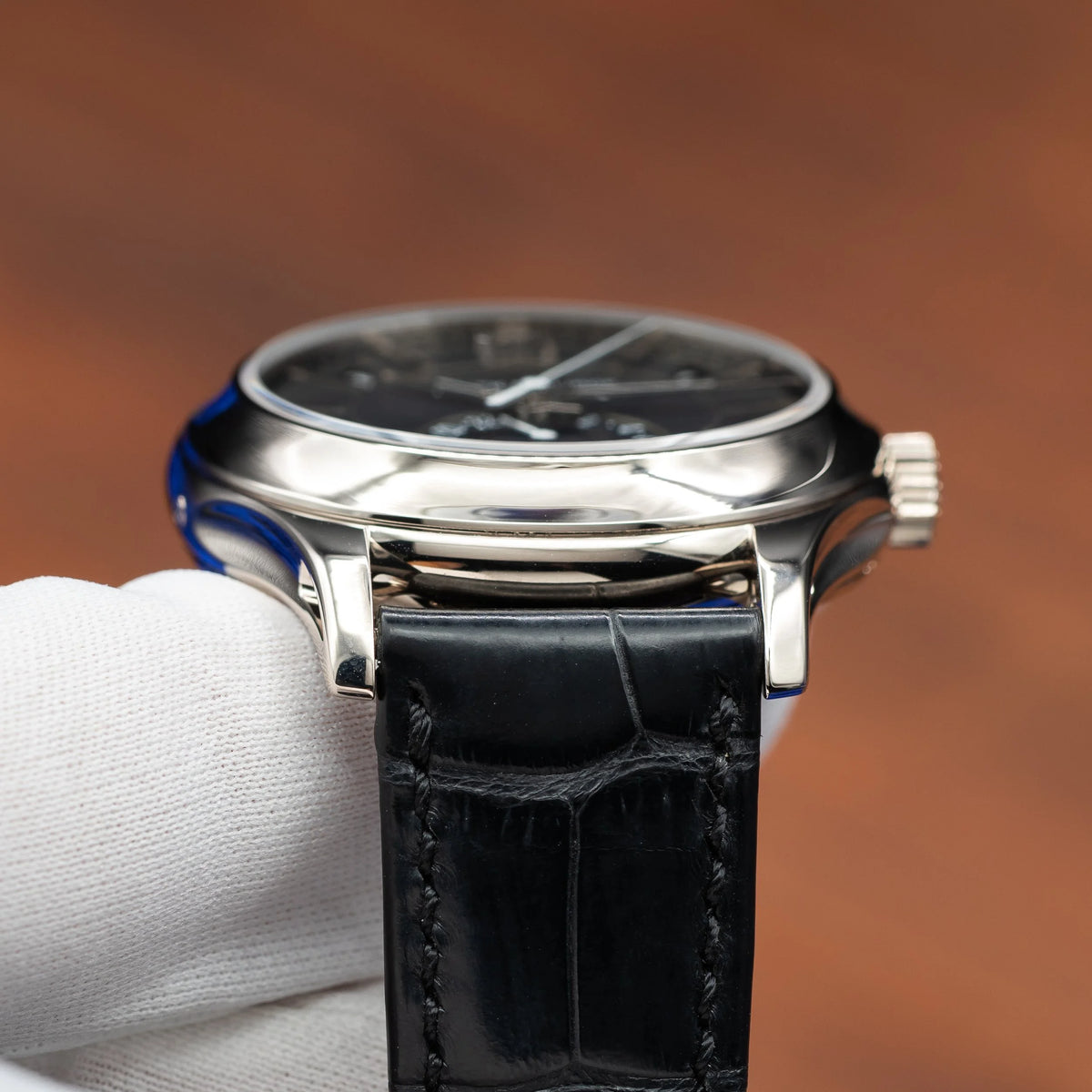 PATEK PHILIPPE Annual Calendar White Gold Blue Dial 5205G-013 (2025) — image 13