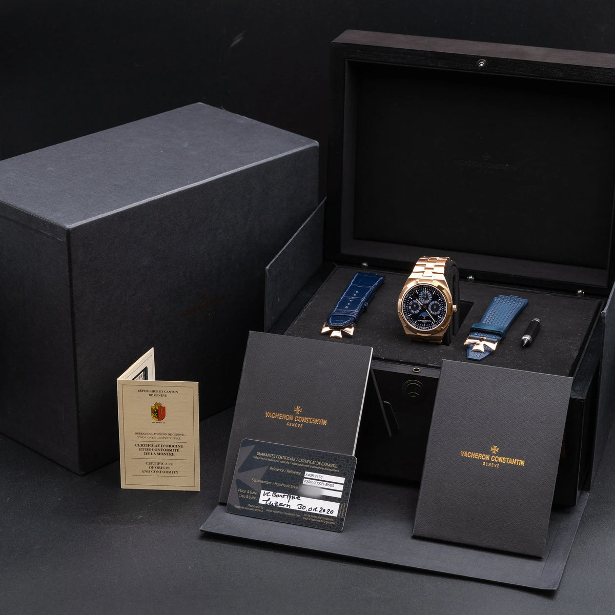 VACHERON CONSTANTIN Overseas Rose Gold Perpetual Calendar Blue Dial 4300V — image 3