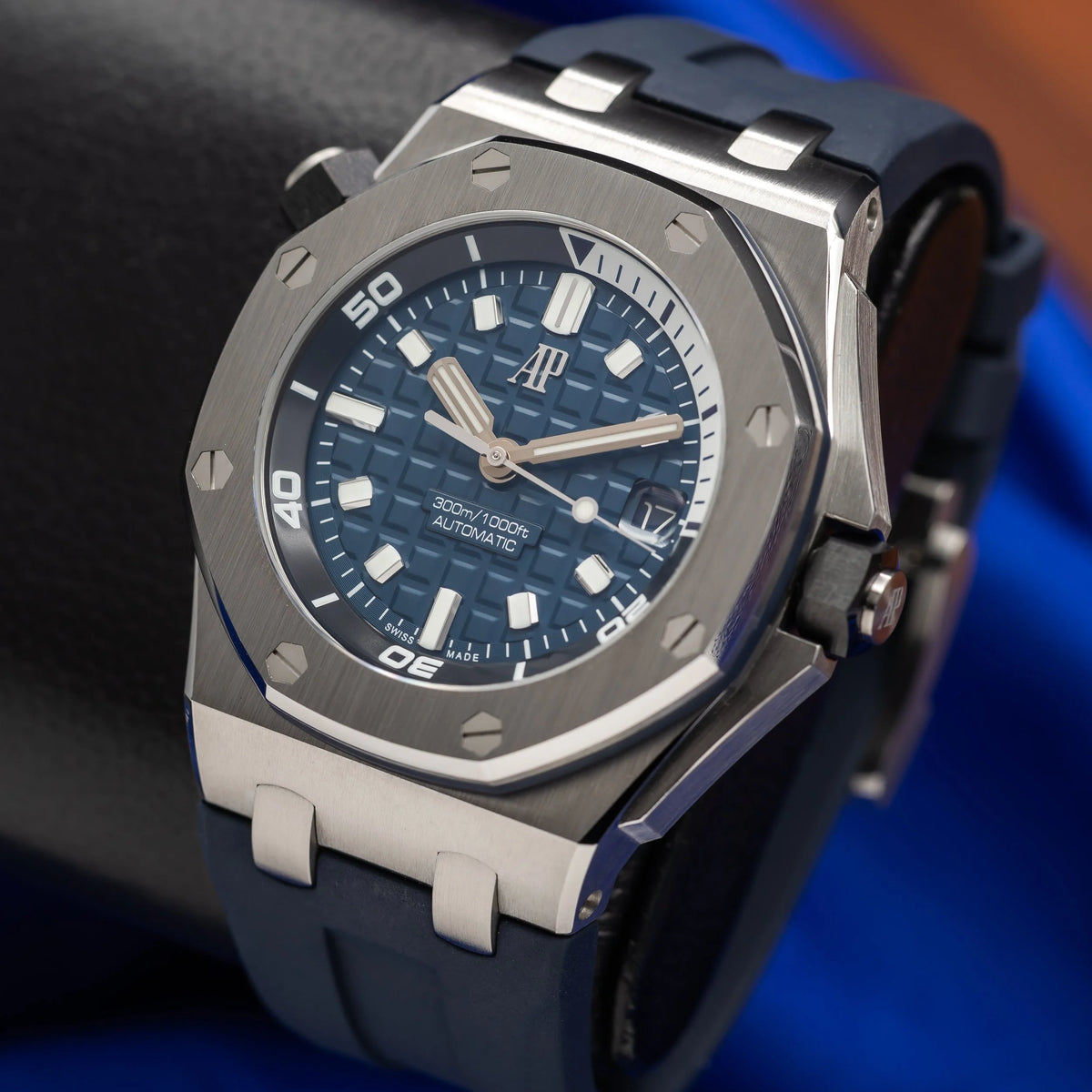 AUDEMARS PIGUET Royal Oak Offshore Diver Blue 42mm 15720ST.OO.A027CA.01 — image 9