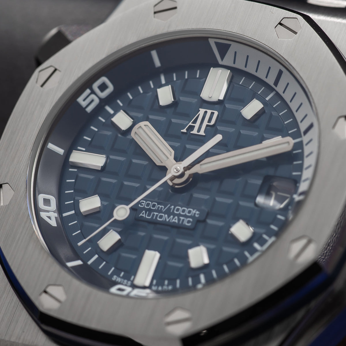 AUDEMARS PIGUET Royal Oak Offshore Diver Blue 42mm 15720ST.OO.A027CA.01 — image 10