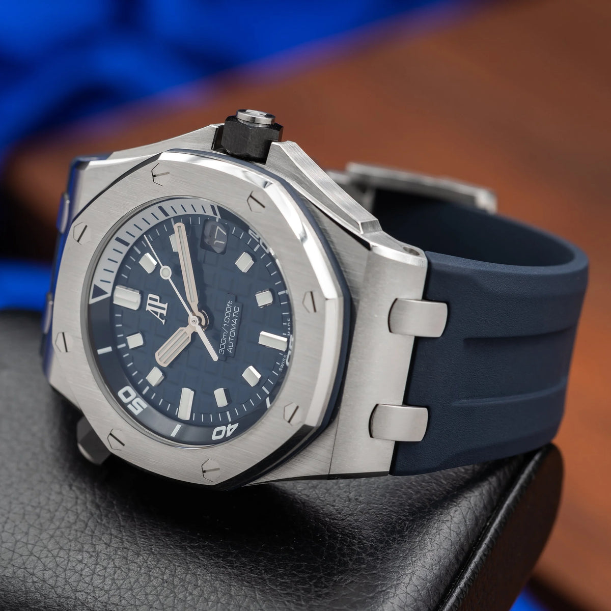 AUDEMARS PIGUET Royal Oak Offshore Diver Blue 42mm 15720ST.OO.A027CA.01 — image 11