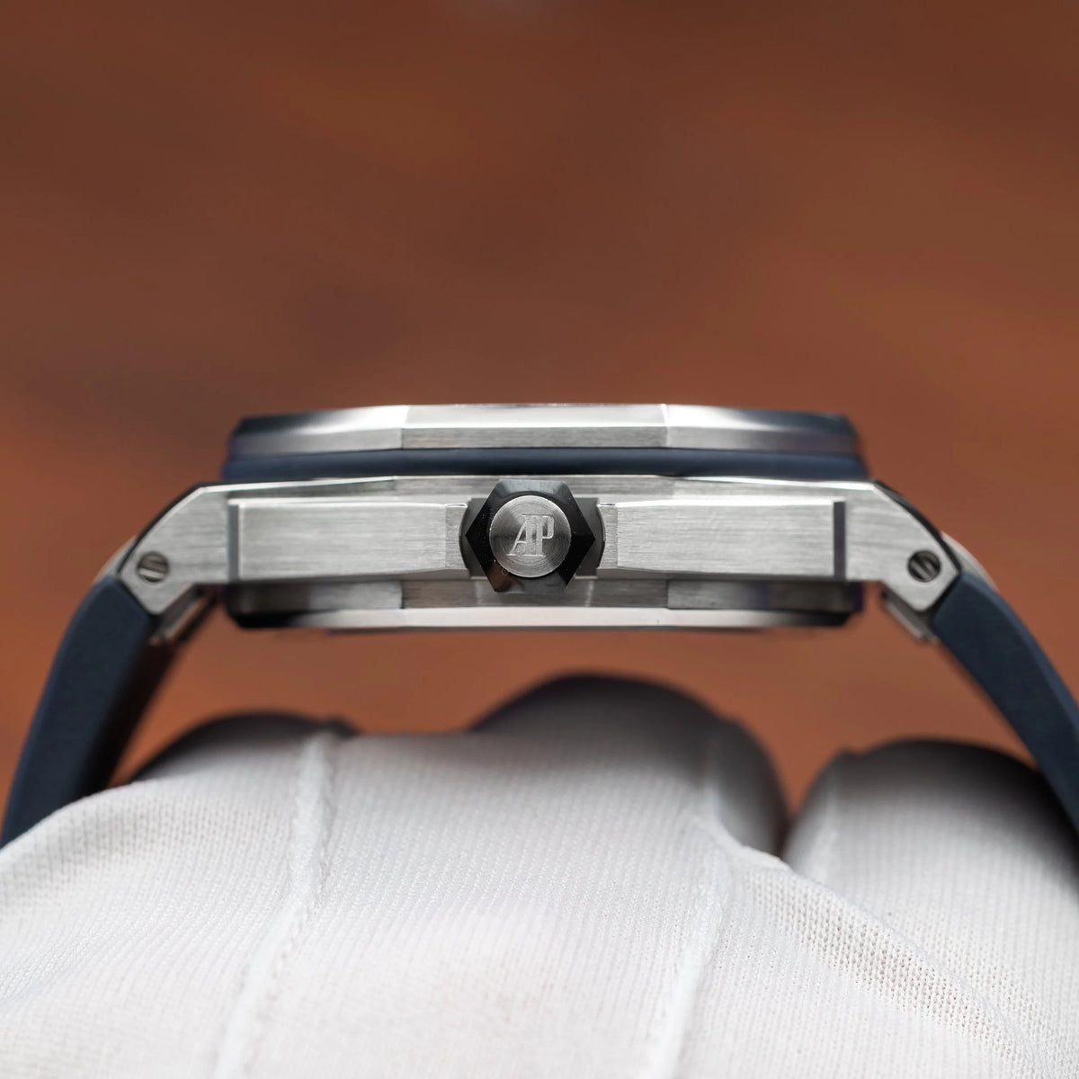 AUDEMARS PIGUET Royal Oak Offshore Diver Blue 42mm 15720ST.OO.A027CA.01 — image 13