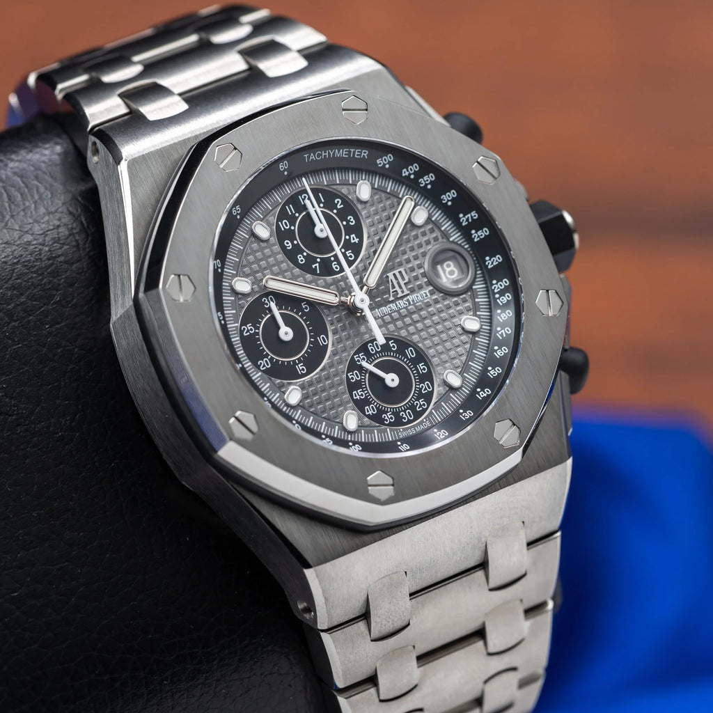 AUDEMARS PIGUET Royal Oak Offshore Chrono Titanium 42mm 26238TI.OO.2000TI.01 — image 7