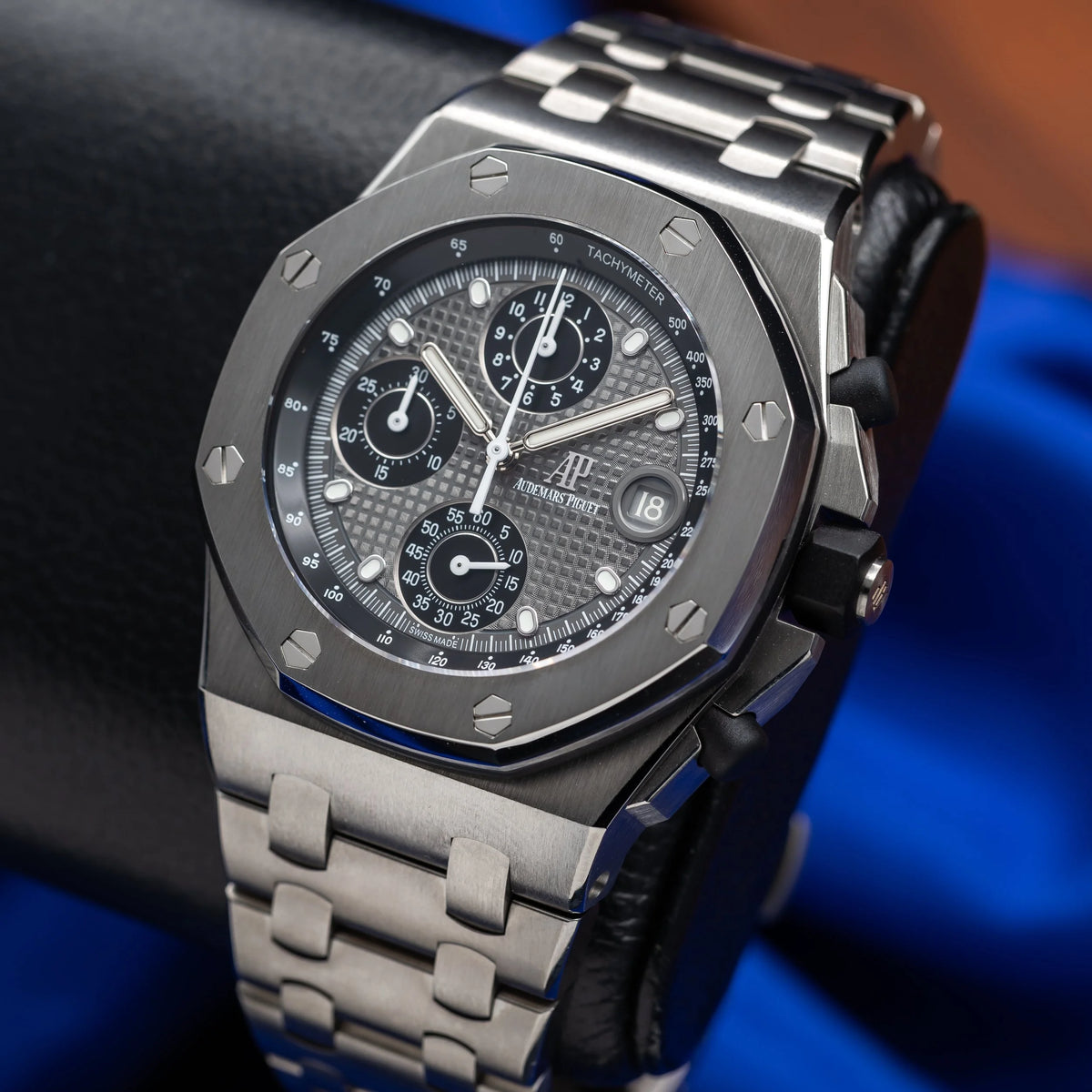 AUDEMARS PIGUET Royal Oak Offshore Chrono Titanium 42mm 26238TI.OO.2000TI.01 — image 8