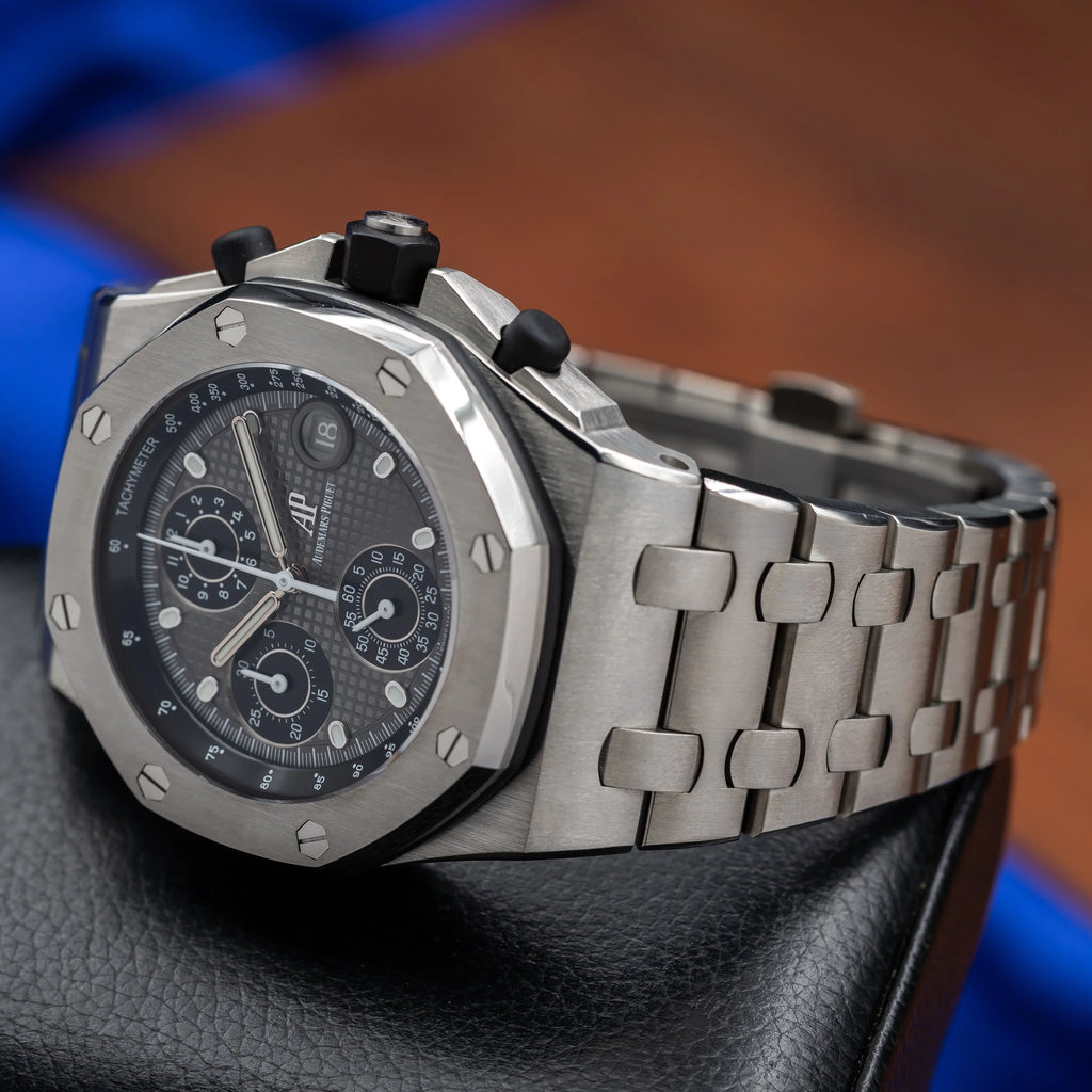AUDEMARS PIGUET Royal Oak Offshore Chrono Titanium 42mm 26238TI.OO.2000TI.01 — image 10