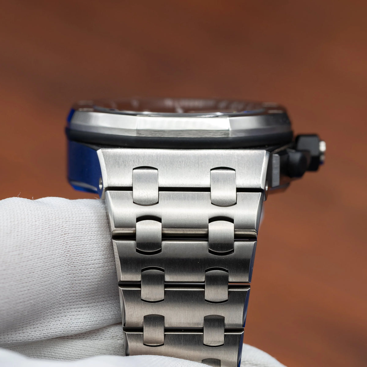 AUDEMARS PIGUET Royal Oak Offshore Chrono Titanium 42mm 26238TI.OO.2000TI.01 — image 13