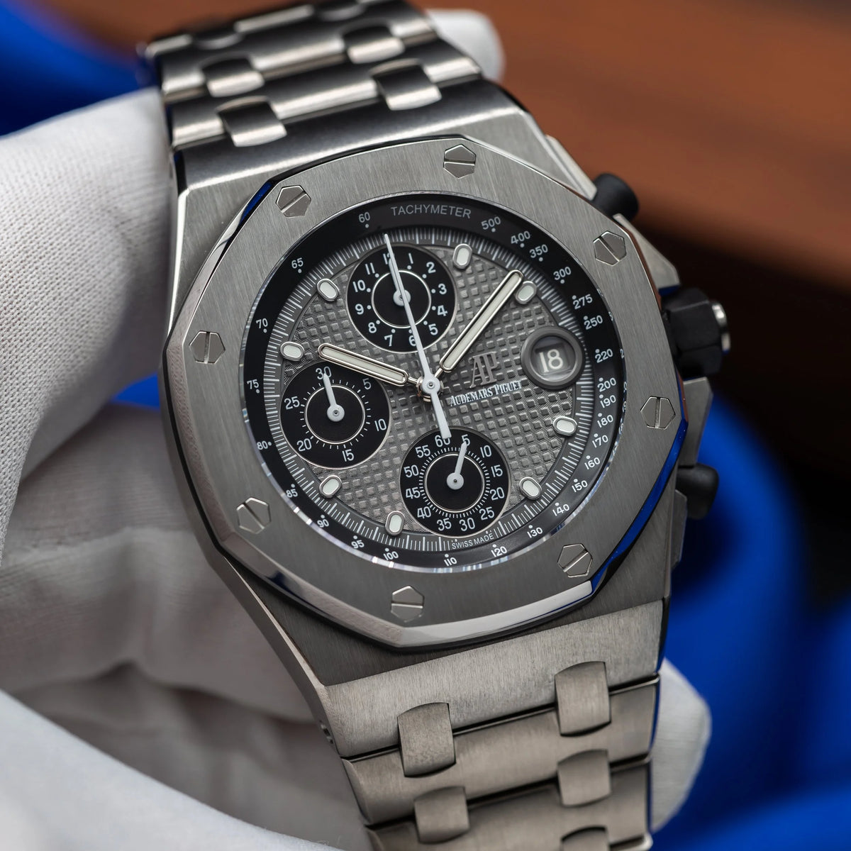 AUDEMARS PIGUET Royal Oak Offshore Chrono Titanium 42mm 26238TI.OO.2000TI.01 — image 1