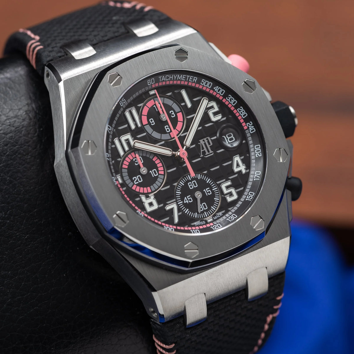 AUDEMARS PIGUET Royal Oak Offshore Black & Pink Dial 26238ST.OO.A001VE.02 - NEW — image 17
