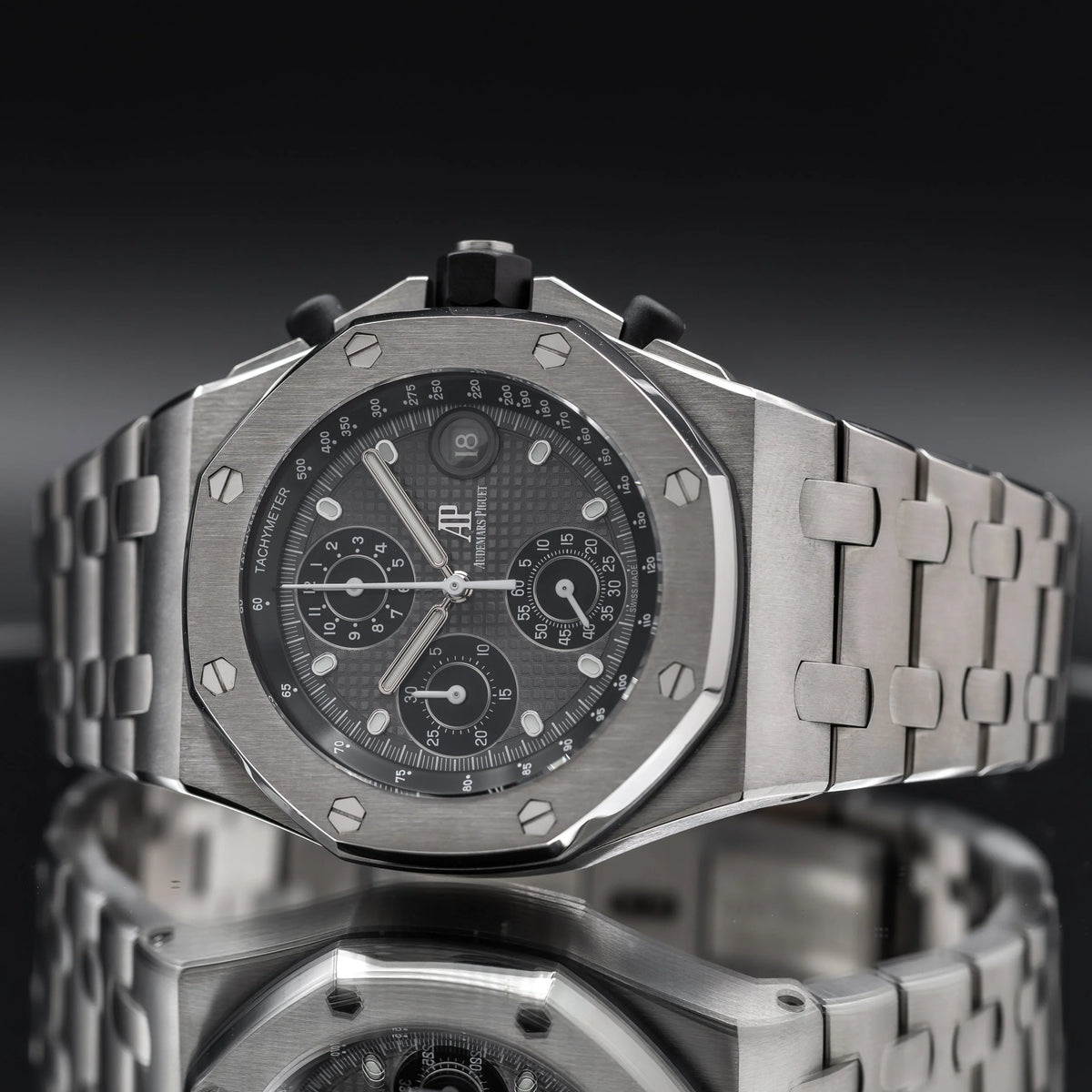 AUDEMARS PIGUET Royal Oak Offshore Chrono Titanium 42mm 26238TI.OO.2000TI.01 — image 4