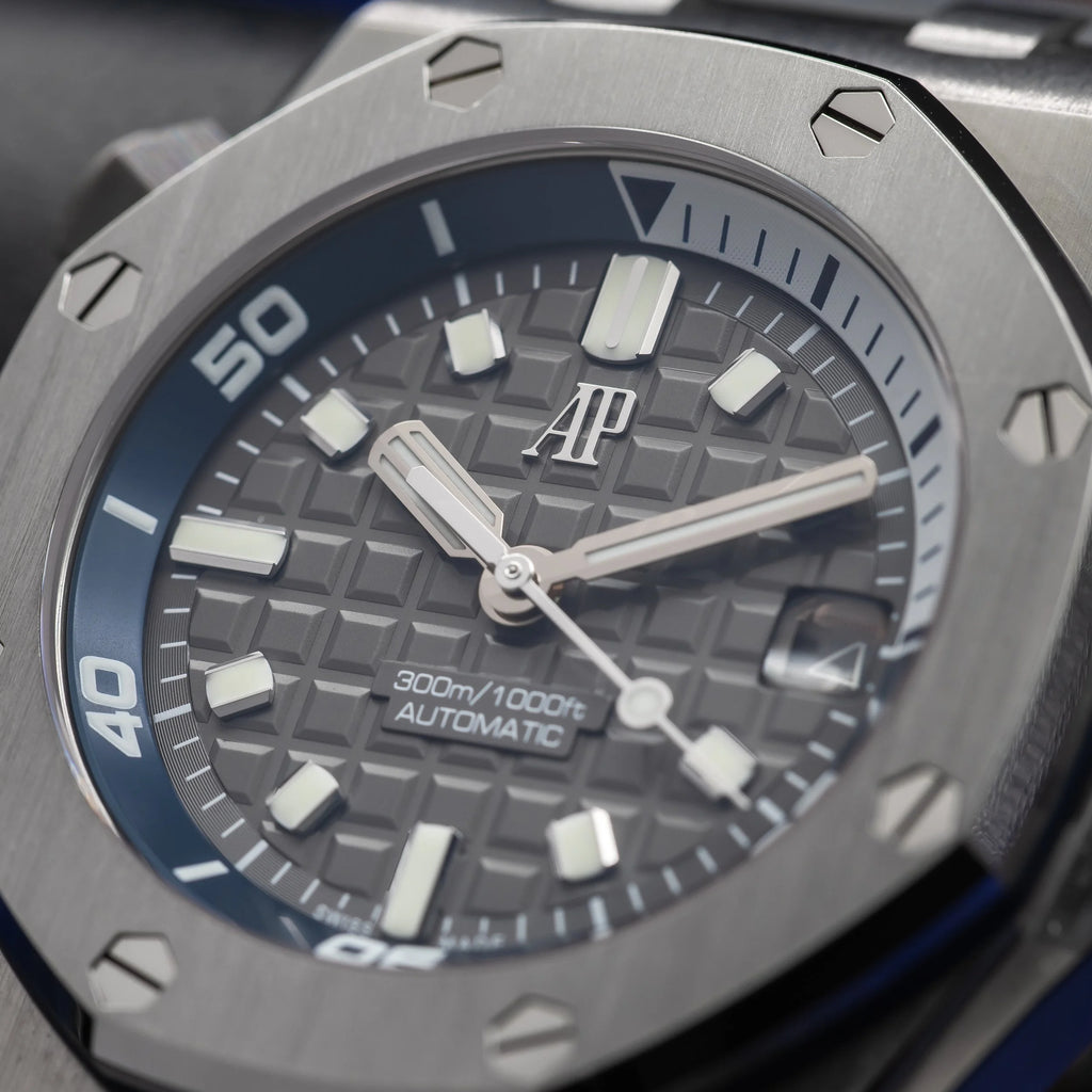 AUDEMARS PIGUET Royal Oak Offshore Diver 42mm Grey Dial 15720ST.OO.A009CA.01 — image 7