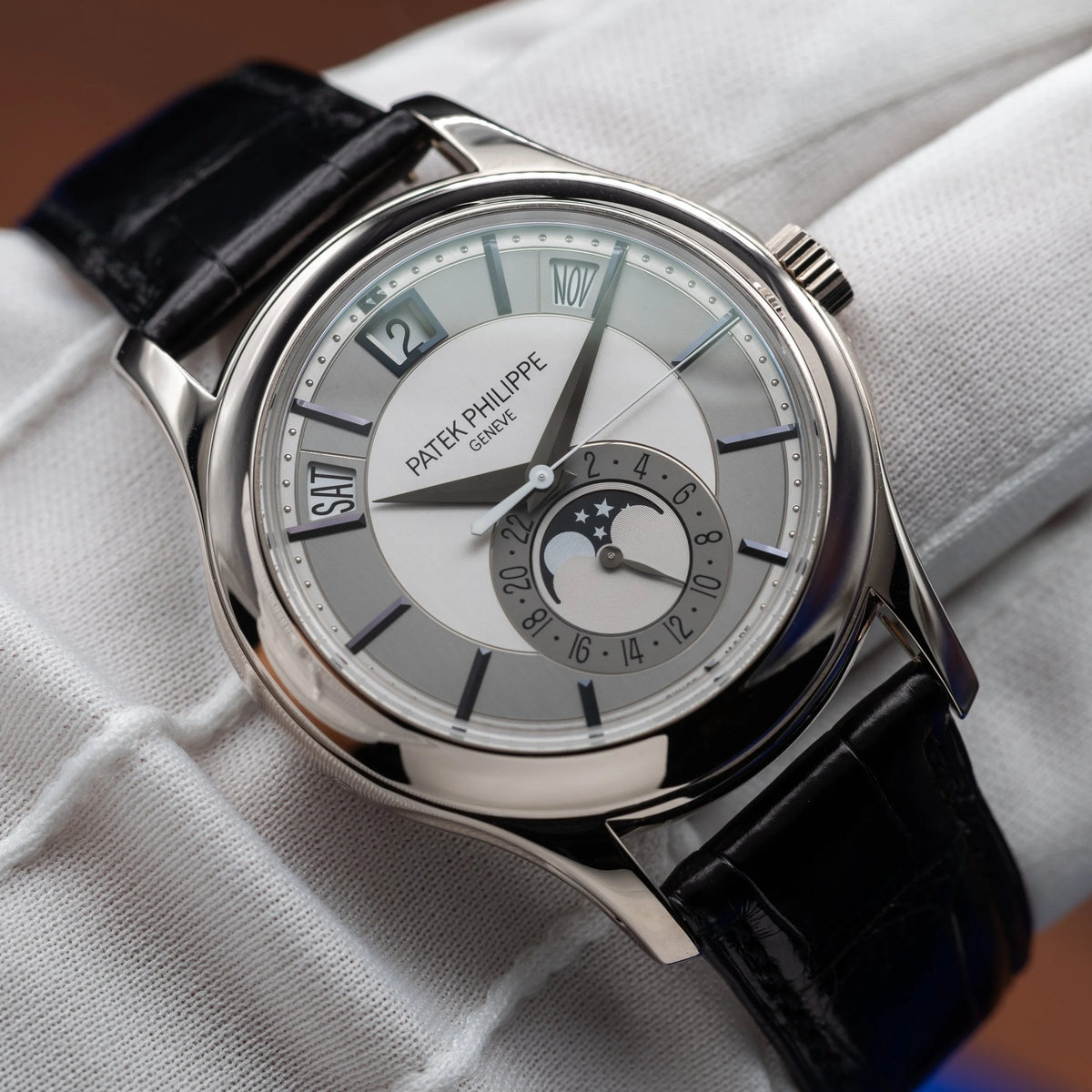 PATEK PHILIPPE Annual Calendar White Gold 40mm Grey Dial 5205G-001 — image 17