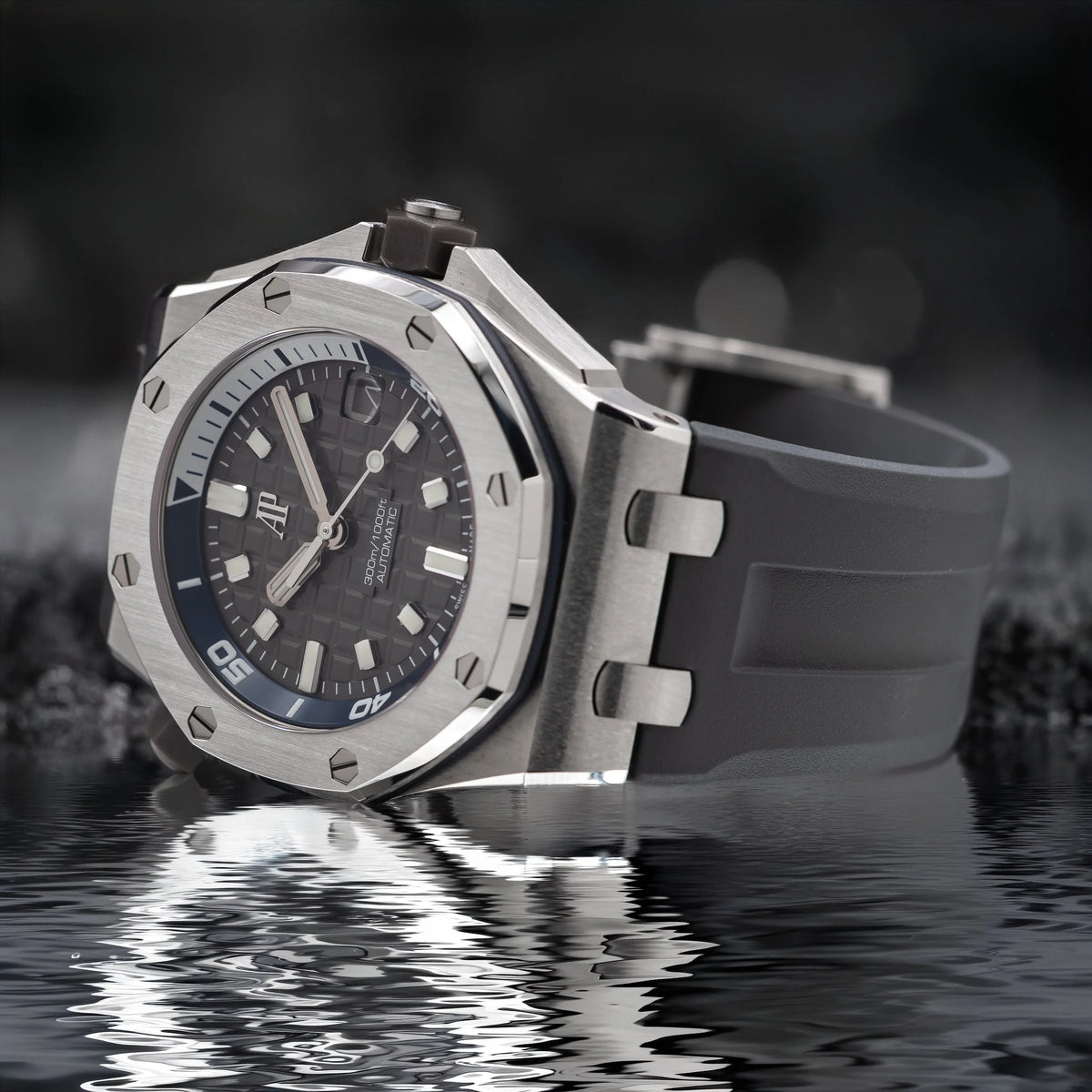 AUDEMARS PIGUET Royal Oak Offshore Diver 42mm Grey Dial 15720ST.OO.A009CA.01 — image 20