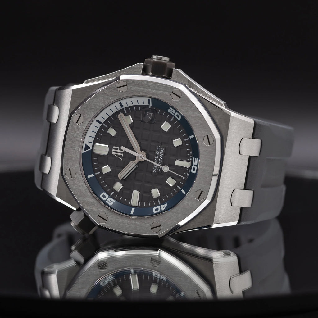 AUDEMARS PIGUET Royal Oak Offshore Diver 42mm Grey Dial 15720ST.OO.A009CA.01 — image 2