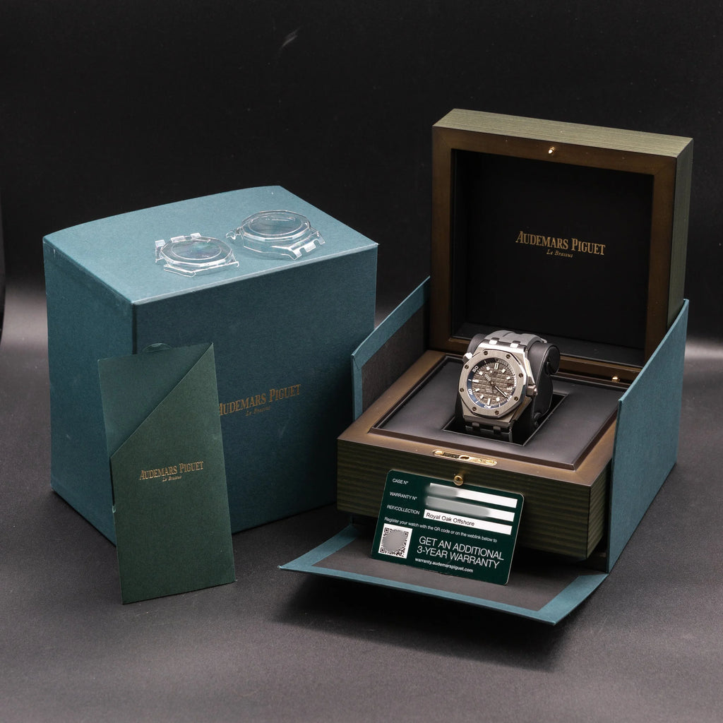 AUDEMARS PIGUET Royal Oak Offshore Diver 42mm Grey Dial 15720ST.OO.A009CA.01 — image 3