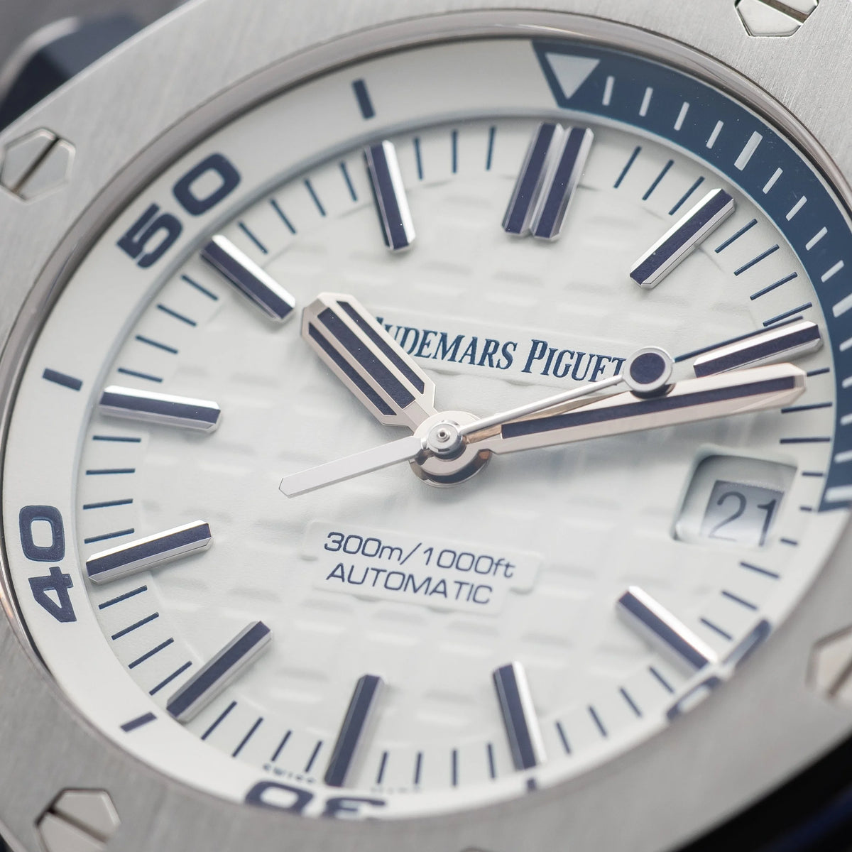 AUDEMARS PIGUET Royal Oak Offshore Diver "Admiral" 15710ST.OO.A010CA.01 — image 6