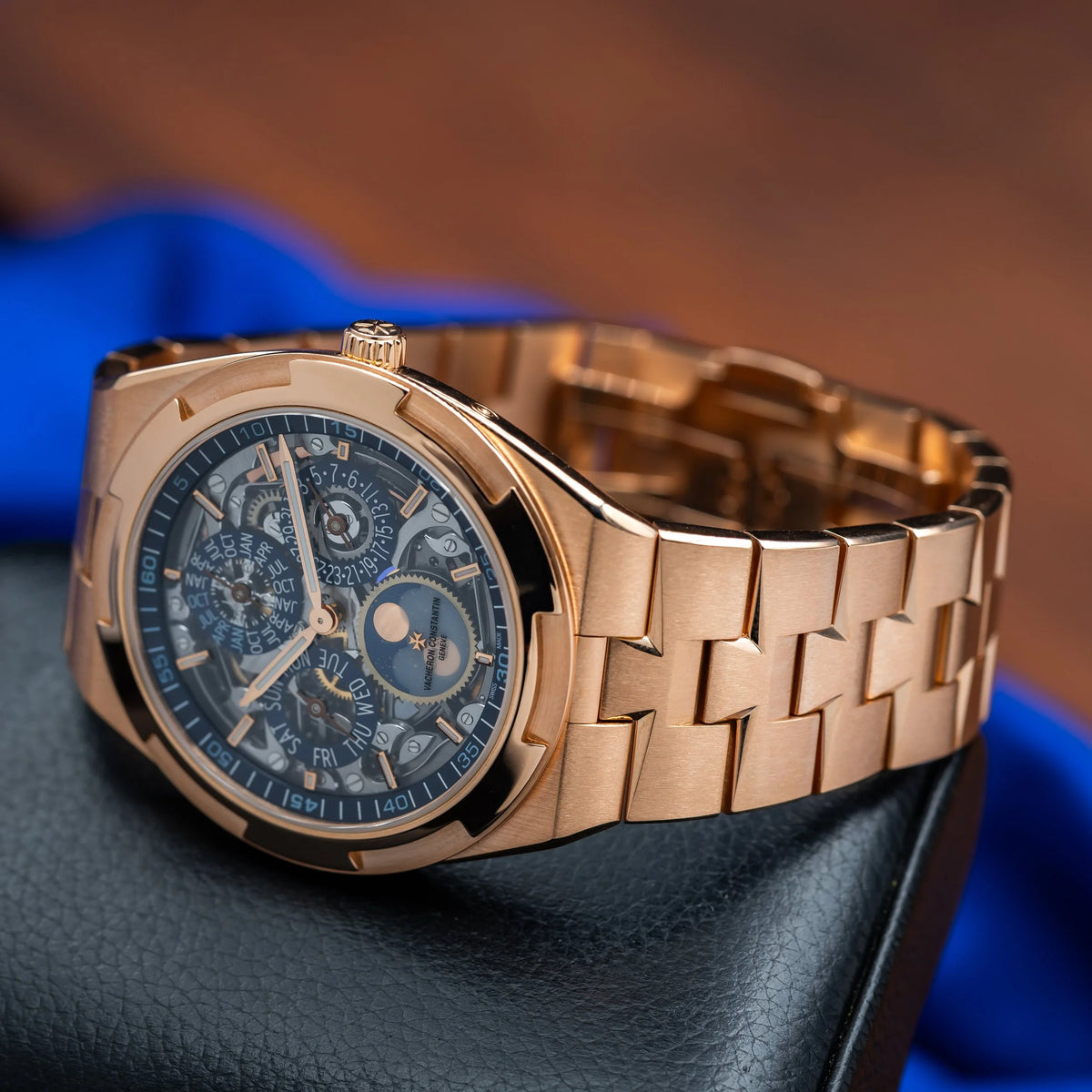 VACHERON CONSTANTIN Overseas Perpetual Calendar Skeleton 4300V/120R-B642 — image 12