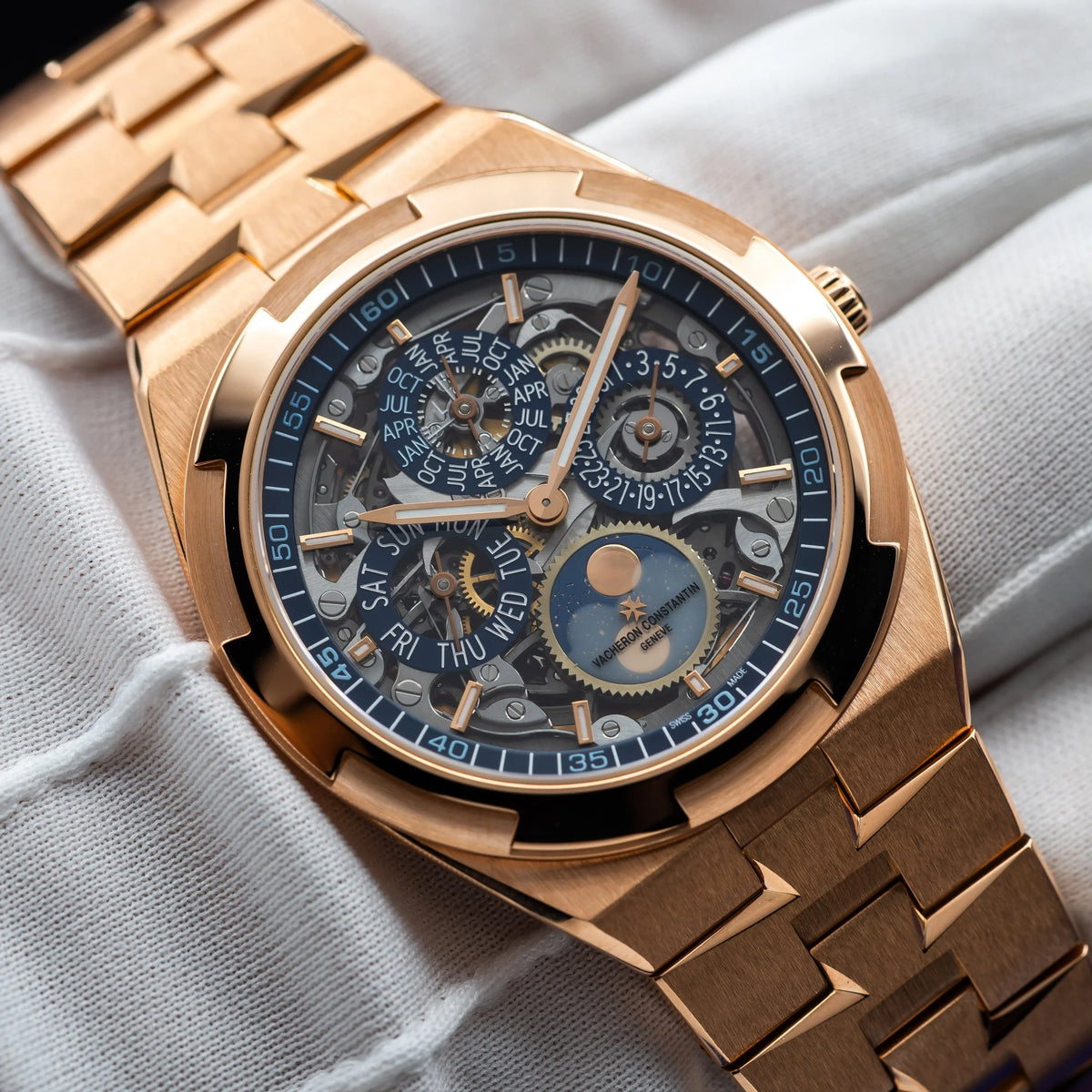 VACHERON CONSTANTIN Overseas Perpetual Calendar Skeleton 4300V/120R-B642 — image 21