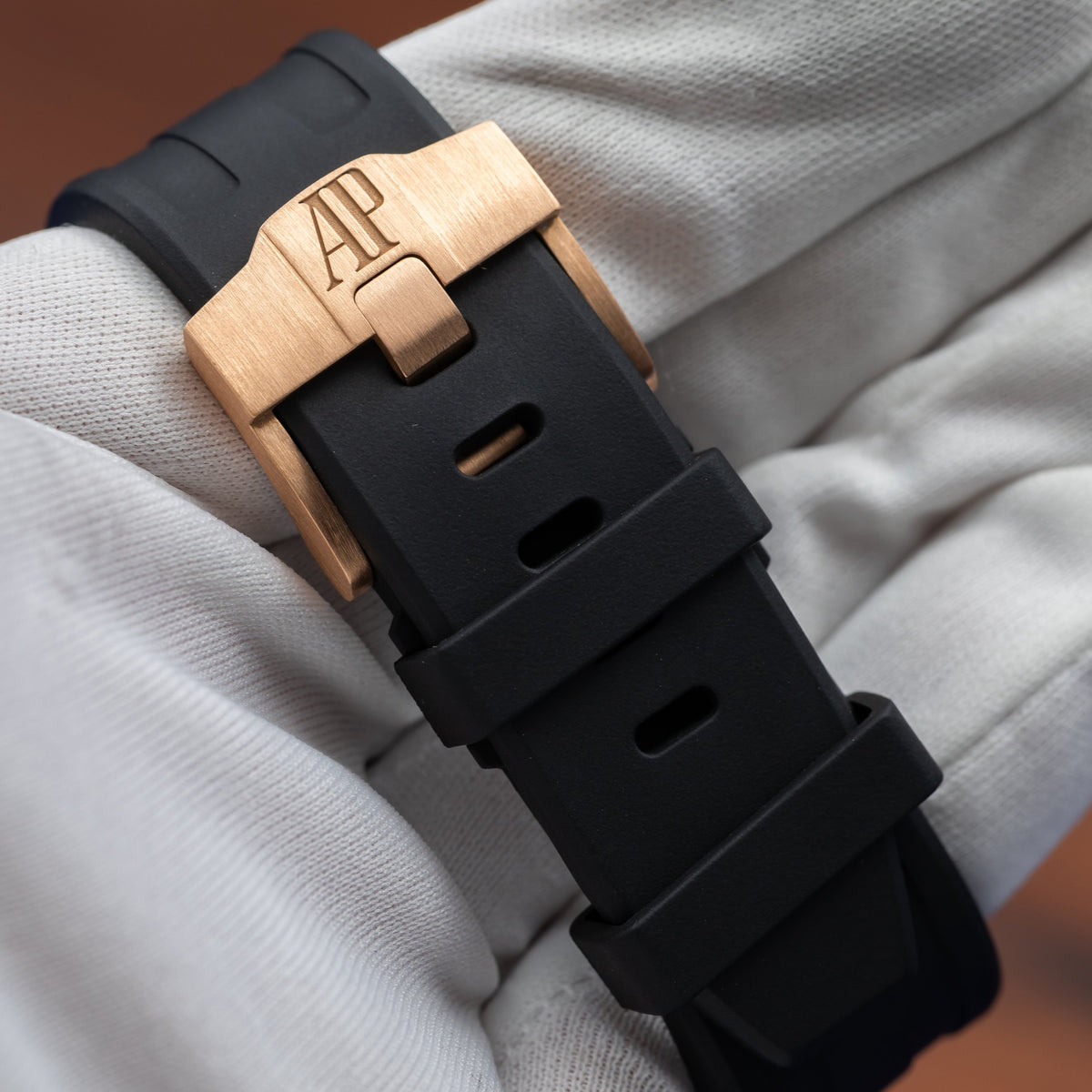 AUDEMARS PIGUET Royal Oak Offshore Chrono 42mm Rose Gold 26470OR.OO.A125CR.01 — image 16